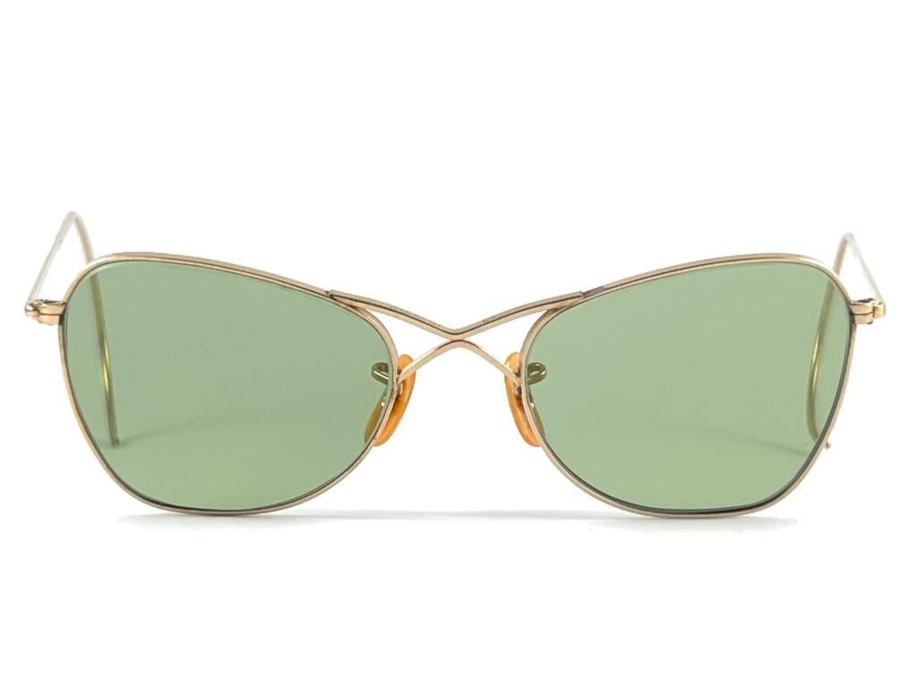 Seltene Vintage 1940er Ray Ban Kleinste Größe 12K Gold gefüllte B&L-Sonnenbrille, Vintage im Angebot 1