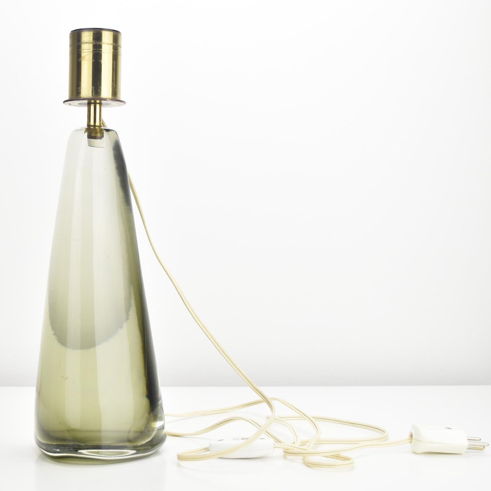 italien Rare base de lampe de table en verre d'art des années 1950, attribuée à Paolo Venini en vente