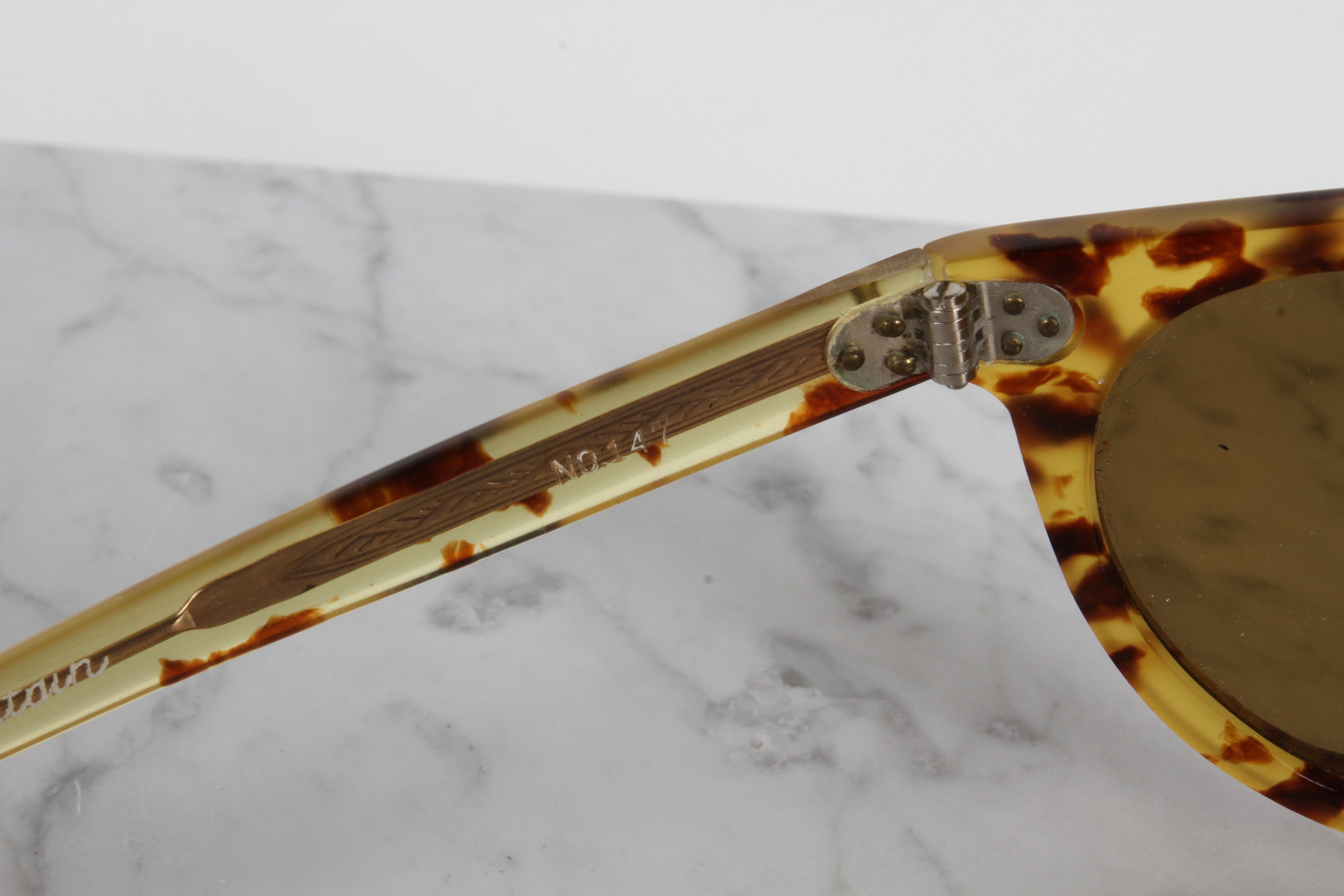 Seltene Vintage 1970er Jahre A.A Sutain - n.147 Übergroße Wickel-Sonnenbrille mit Schildpattrahmen, A.A.A. Sutain im Angebot 7