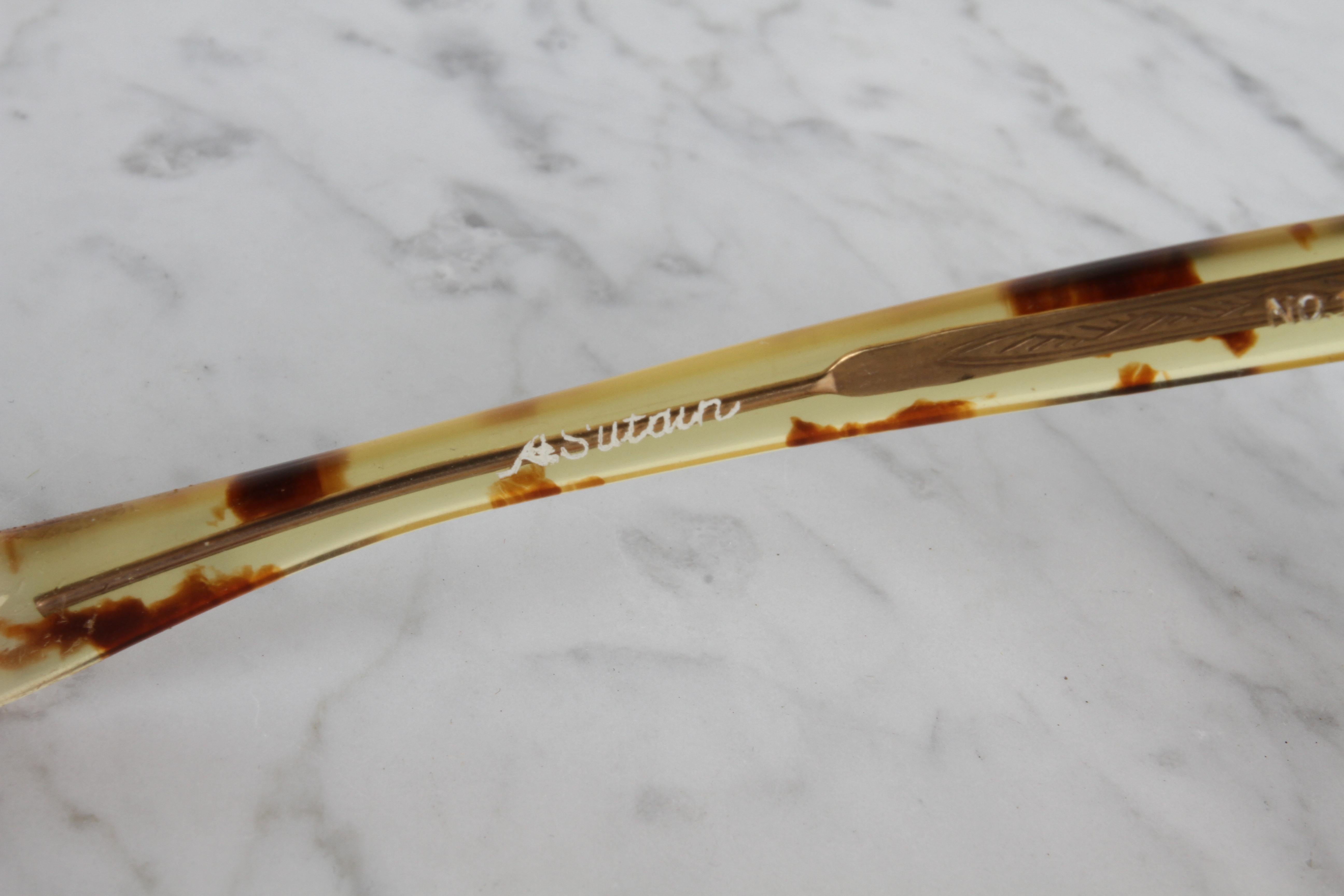 Seltene Vintage 1970er Jahre A.A Sutain - n.147 Übergroße Wickel-Sonnenbrille mit Schildpattrahmen, A.A.A. Sutain (Ende des 20. Jahrhunderts) im Angebot