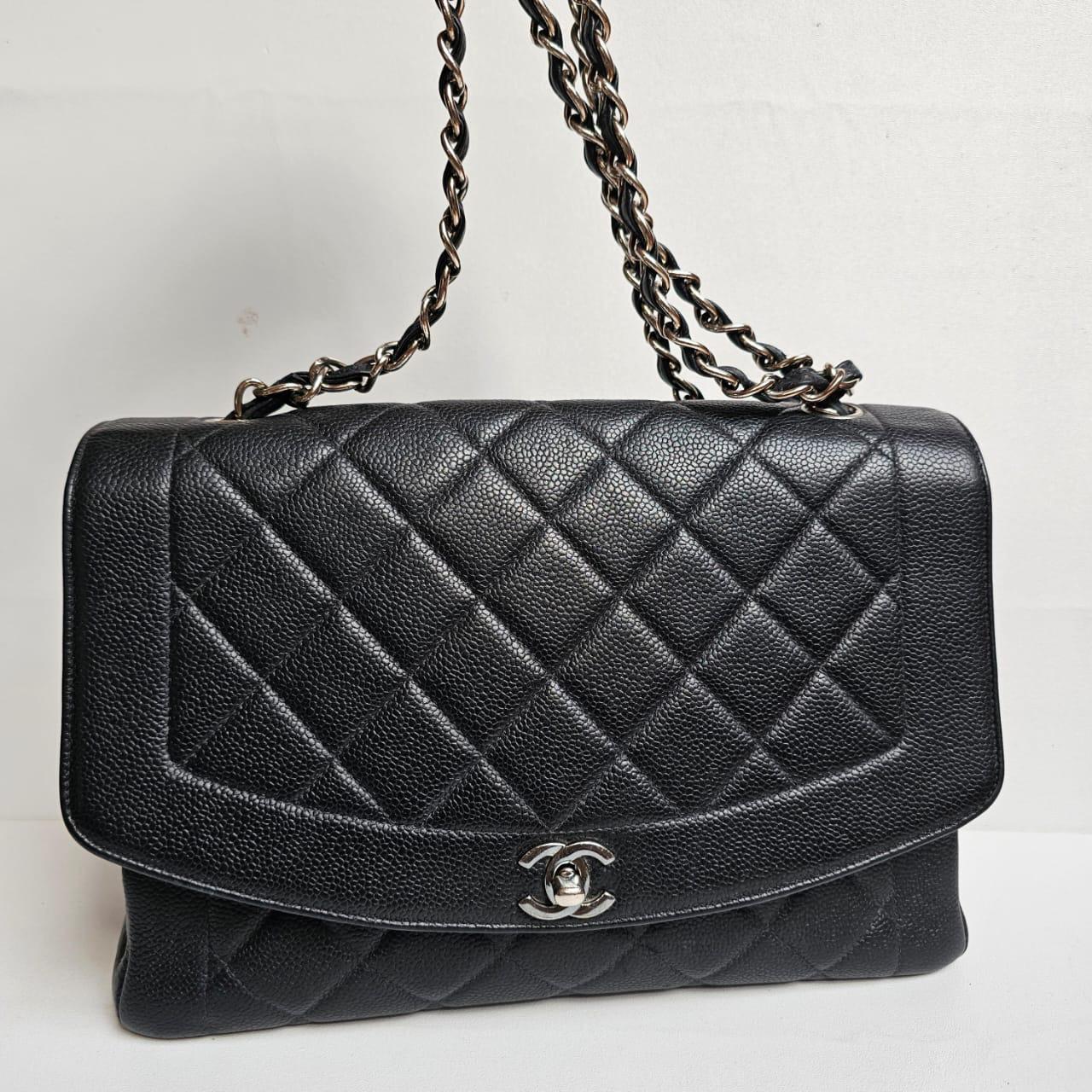 Rare Vintage 1990s Chanel Black Caviar Jumbo Diana Flap Bag For Sale 10