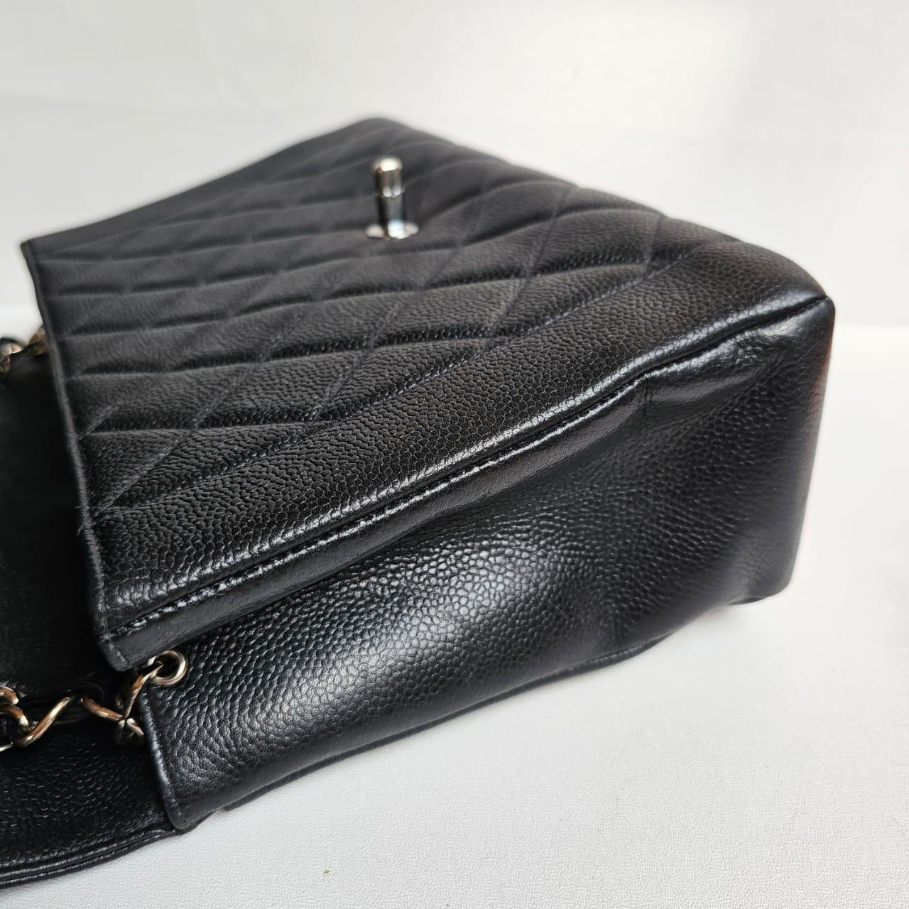 Rare Vintage 1990s Chanel Black Caviar Jumbo Diana Flap Bag For Sale 1