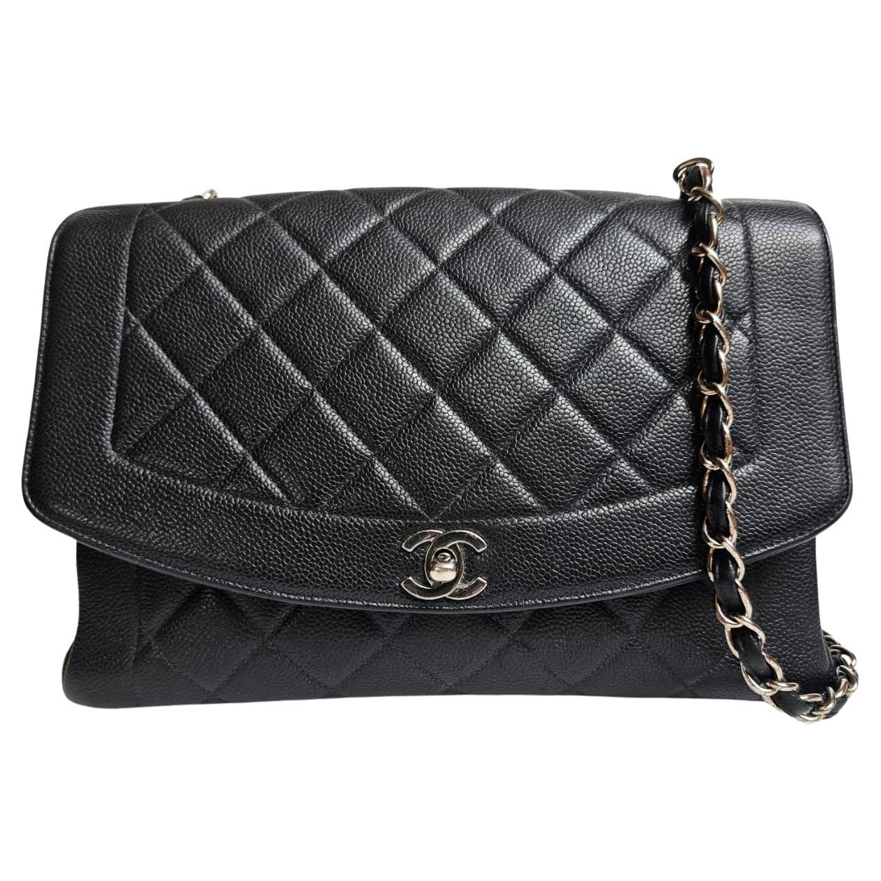 Rare Vintage 1990s Chanel Black Caviar Jumbo Diana Flap Bag For Sale