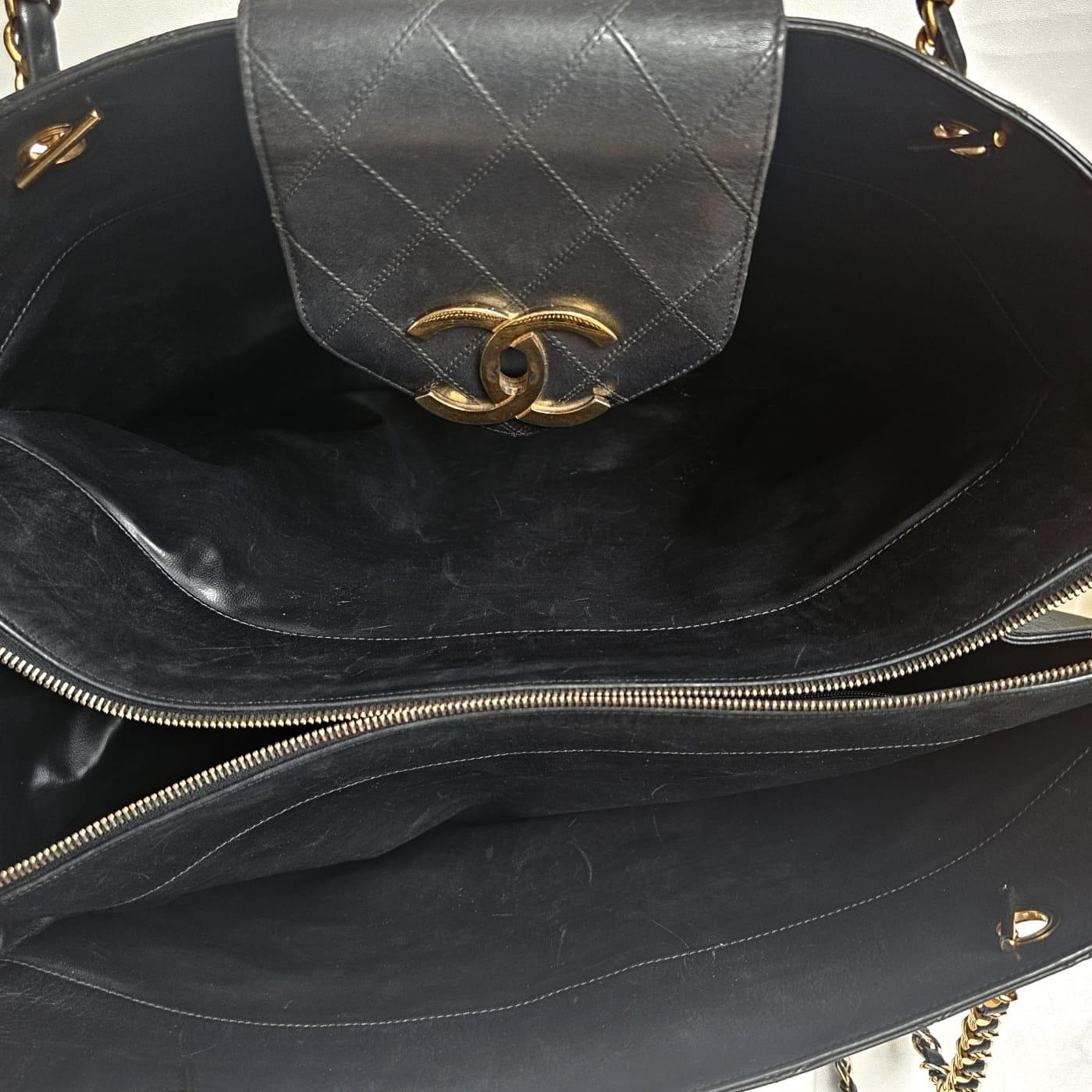 Rare Vintage 1990s Chanel Black Leather Quilted Supermodel XL Tote 11
