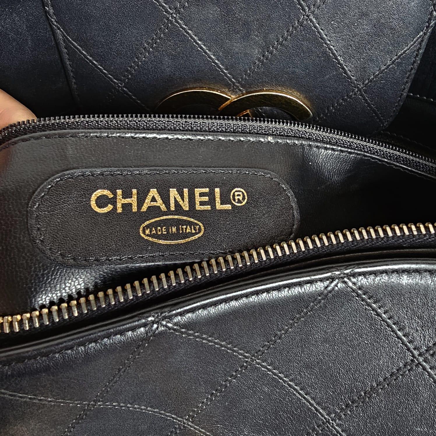 Rare Vintage 1990s Chanel Black Leather Quilted Supermodel XL Tote 13