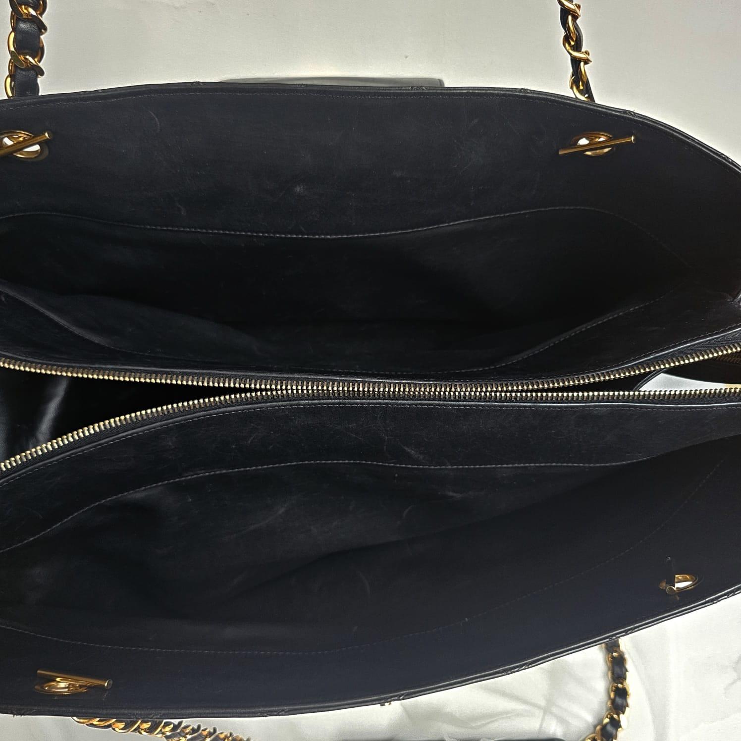 Rare Vintage 1990s Chanel Black Leather Quilted Supermodel XL Tote 15