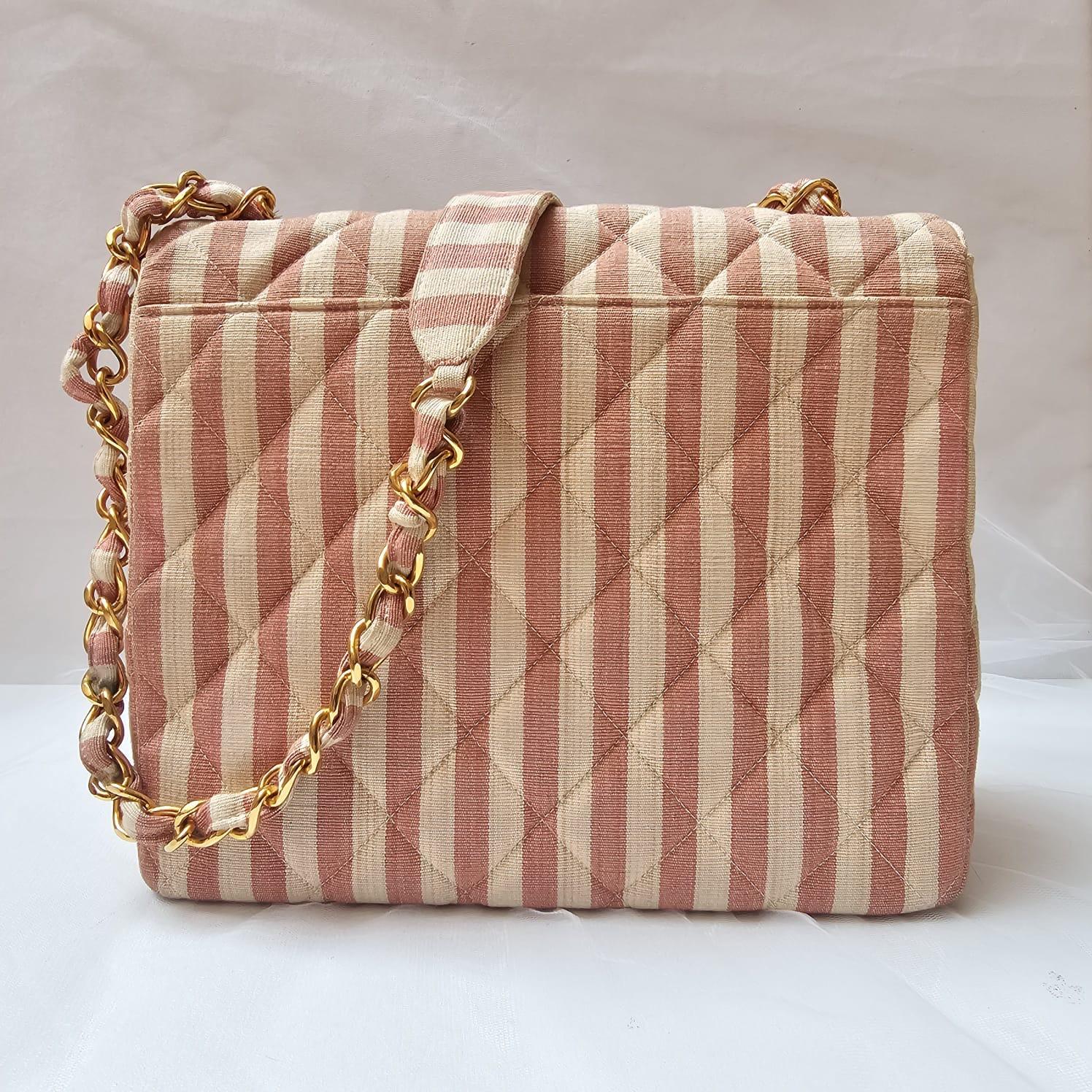 Rare Vintage 1990s Chanel Pink and White Stripe Canvas Flap Bag In Good Condition In Jakarta, Daerah Khusus Ibukota Jakarta