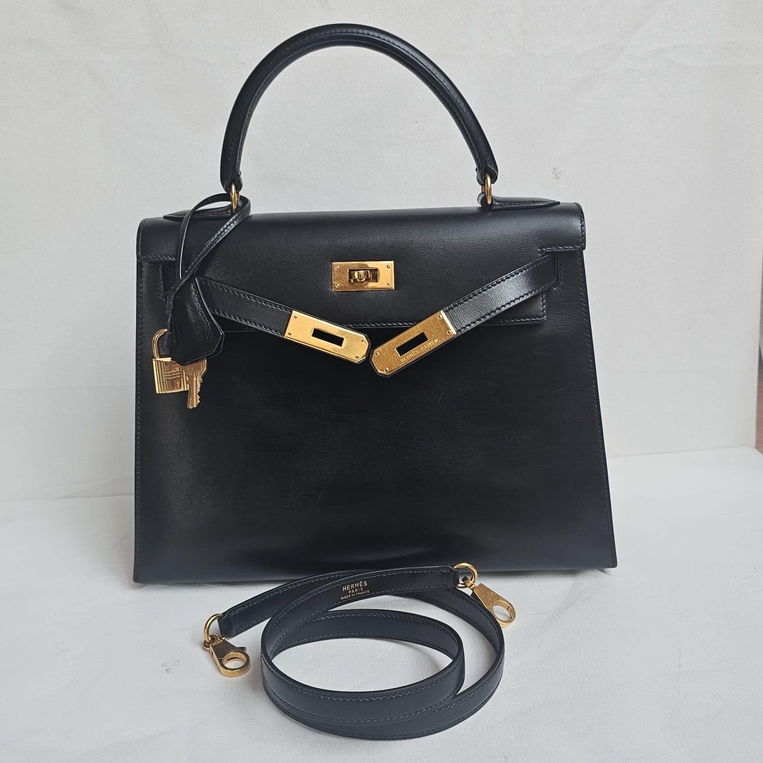 Rare Vintage 1994 Black Box Leather Kelly 28 Bag In Good Condition In Jakarta, Daerah Khusus Ibukota Jakarta