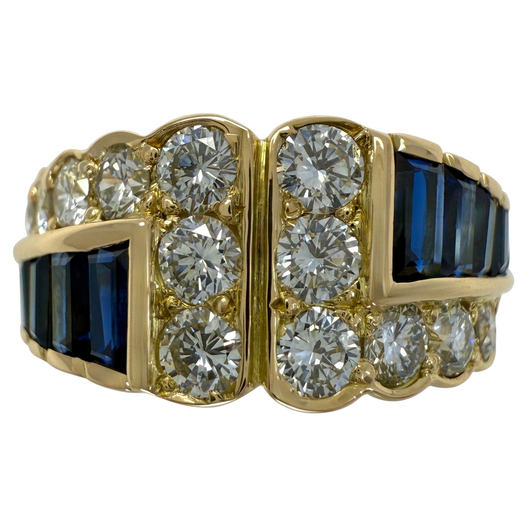 Rare bague de cocktail vintage 2.24ct Van Cleef
Arpels saphir bleu diamant