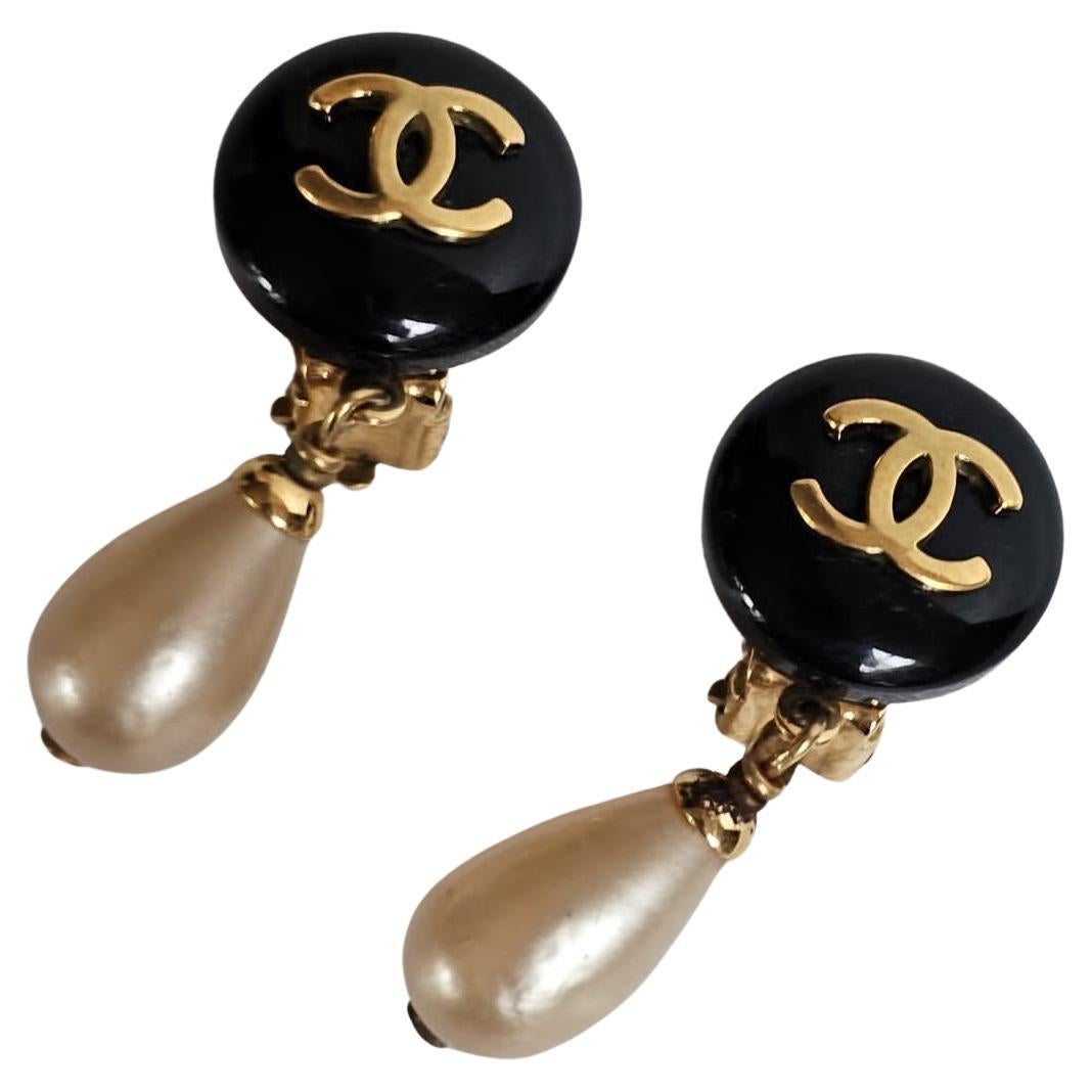 Rare Vintage 95 CC Pearl Drop Earrings For Sale