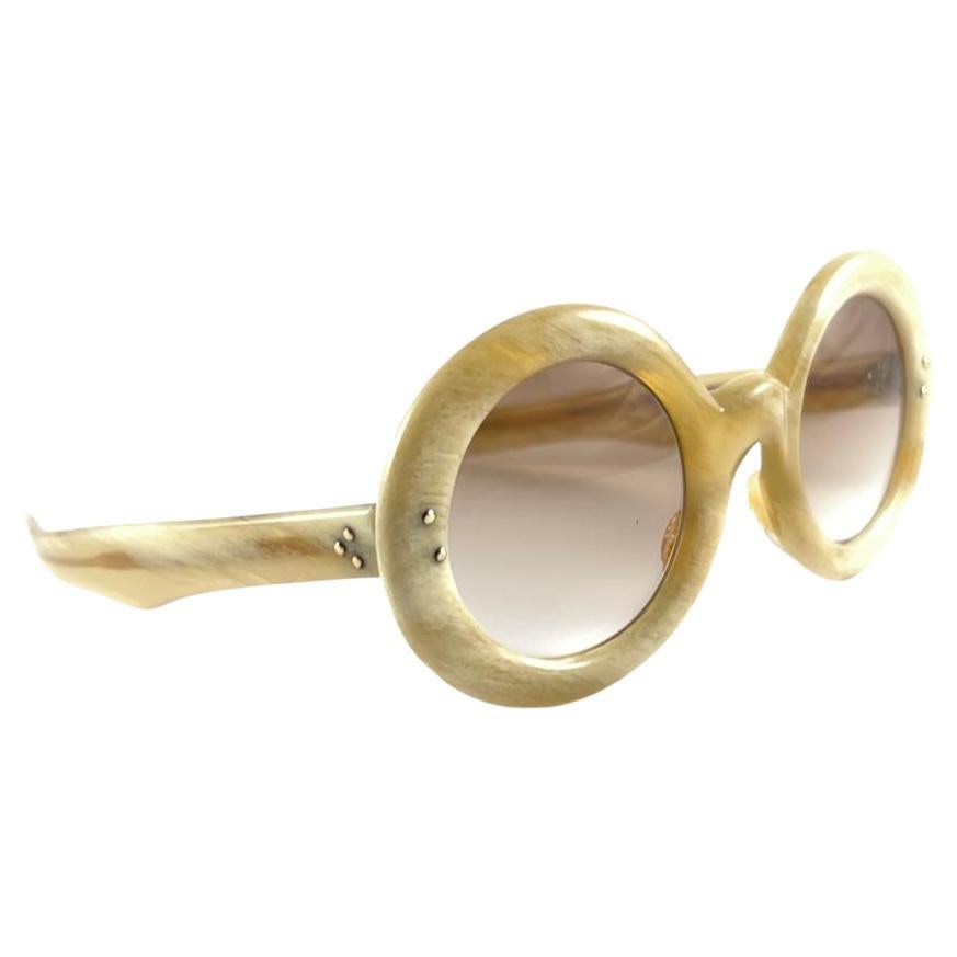 Rare Vintage A.A Sutain  Beige Round Brown Gradient Lenses 1970'S Sunglasses For Sale