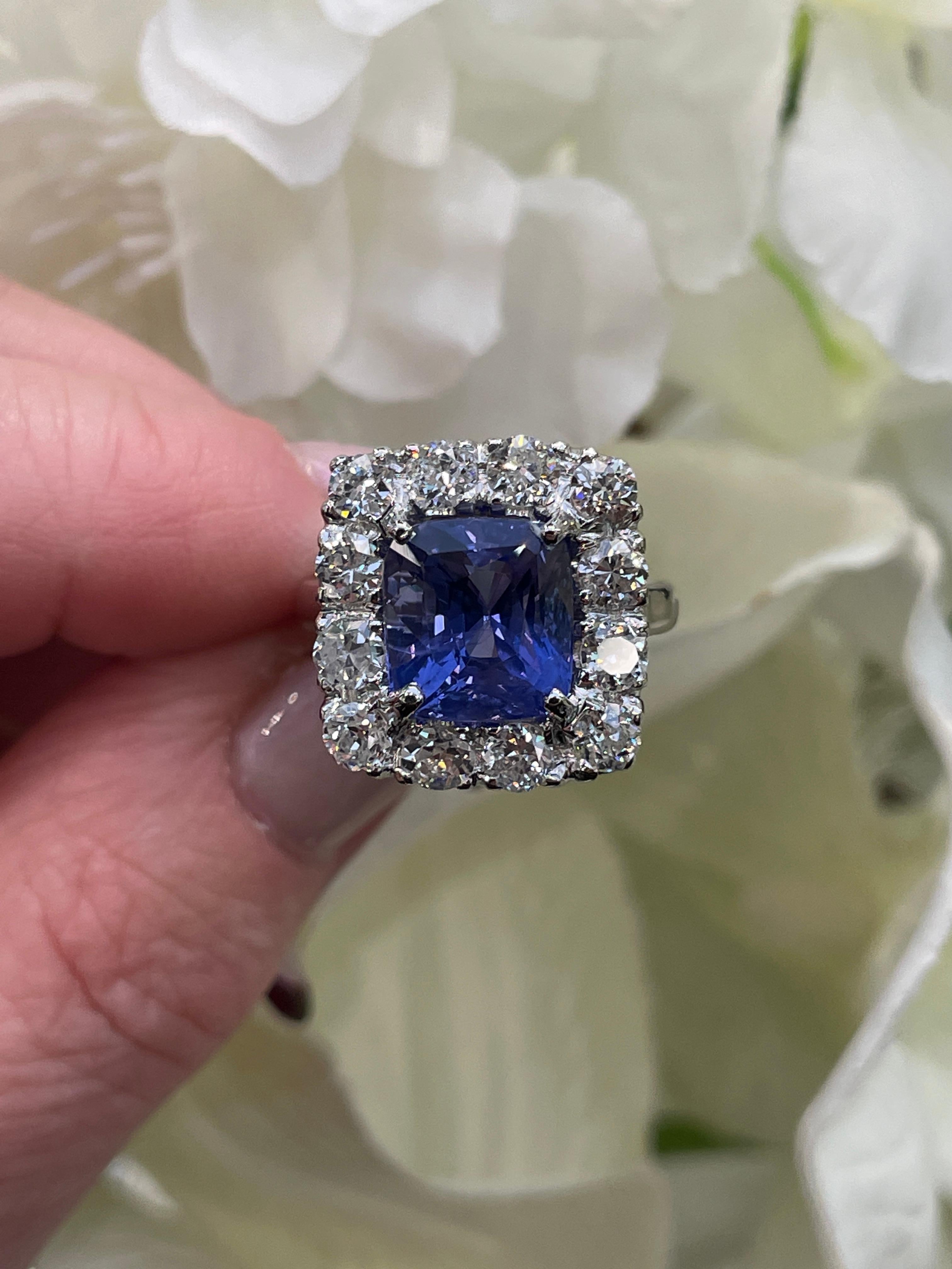 Rare Vintage AGL 8.65CTW Unheated Color-Shift Ceylon Sapphire and Dia 18KWG Ring For Sale 8