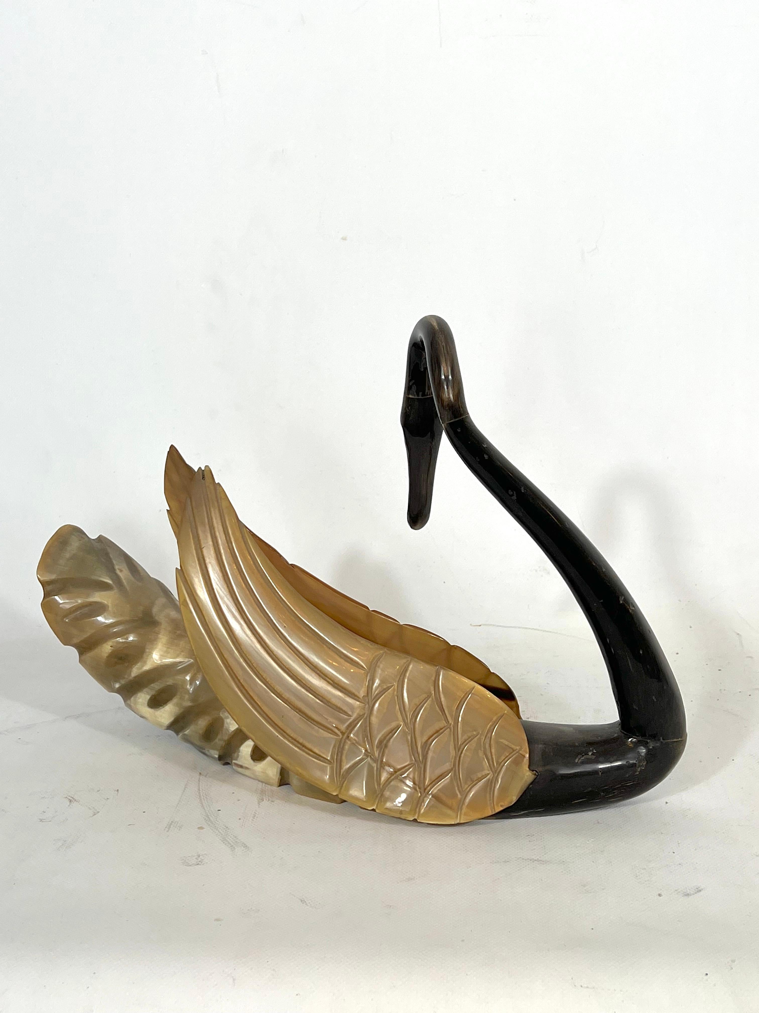 Rare Vintage Art Nouveau Horn Swan Sculpture from 20s In Good Condition In Catania, CT