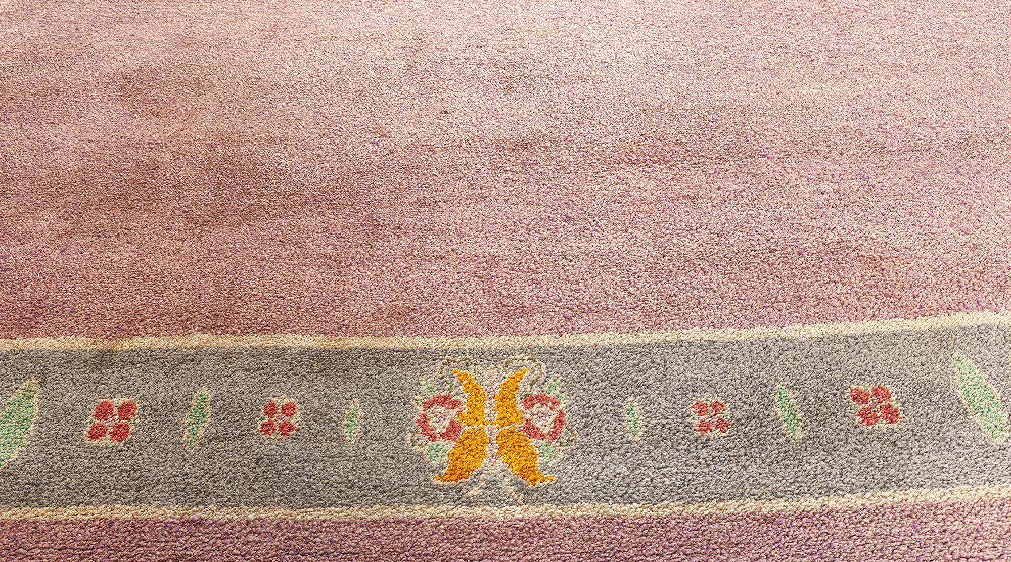 Rare Vintage Arts & Crafts Donegal Rug In Good Condition In New York, NY