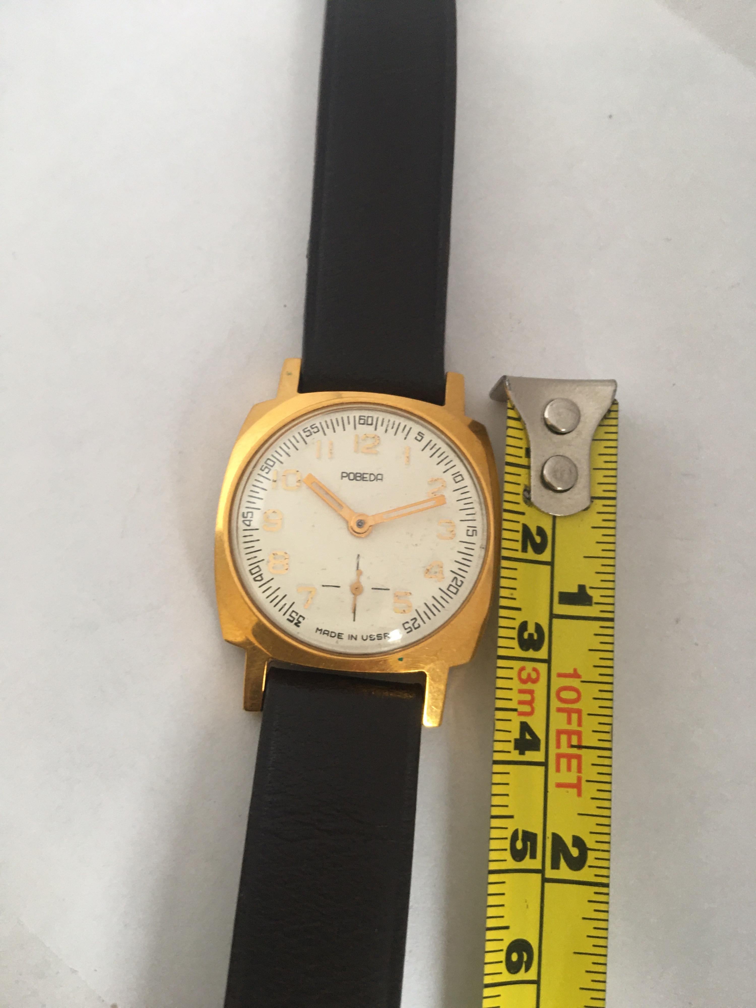 Seltene Vintage AU10 Vergoldete Quadratische Russische Mechanische Uhr für Damen oder Herren