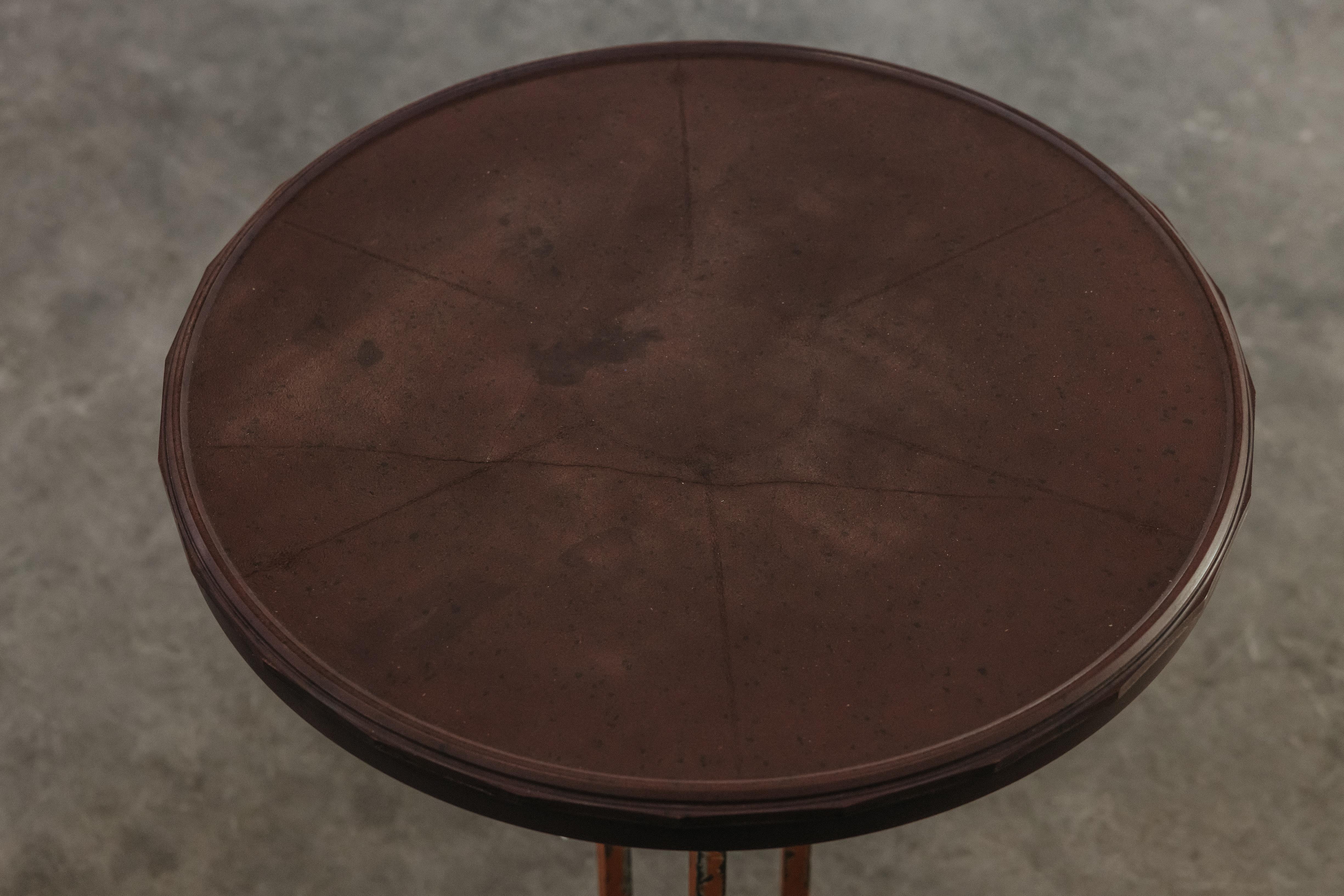 Rare table de bistrot française en bakélite et métal, vers 1950 Bon état - En vente à Nashville, TN