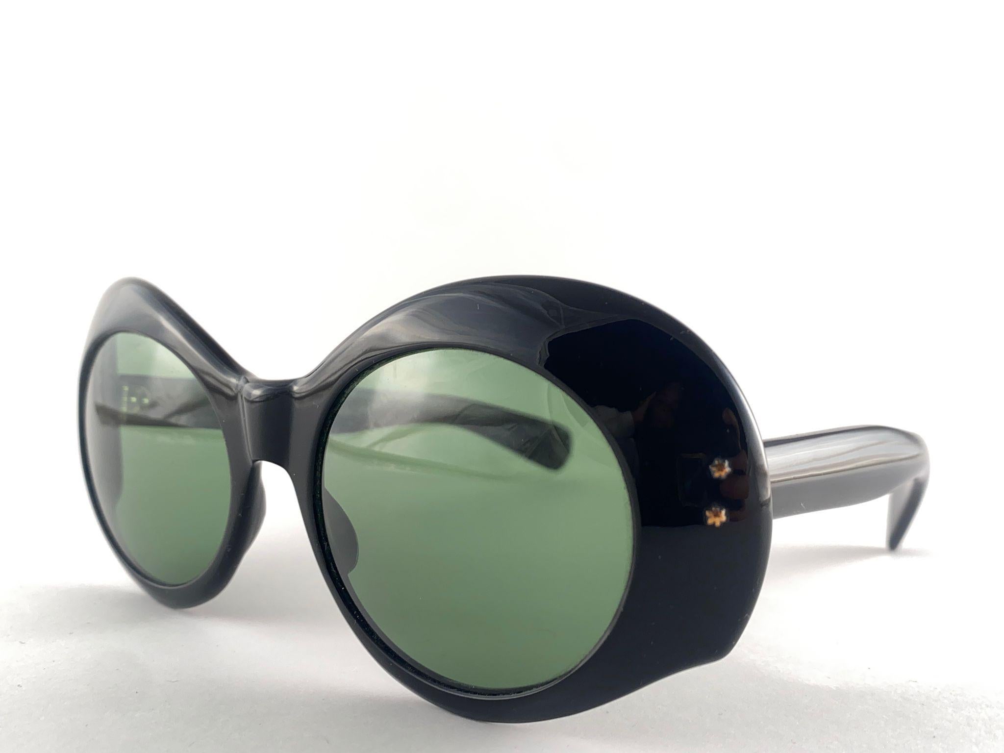 Rare Vintage Bettanini Black Oversized Sunglasses 1970's Unisexe en vente