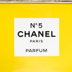 Rare Vintage Bottle of Chanel N°5 Perfume Extract, in Glass, 20th Century.