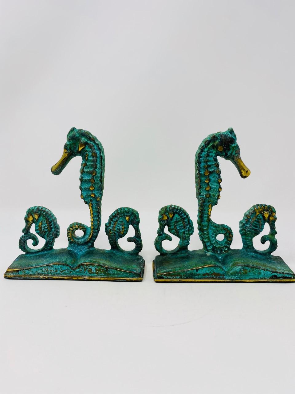 Rare Vintage Brass Seahorse Bookends by Virginia Metalcrafters In Good Condition In San Diego, CA