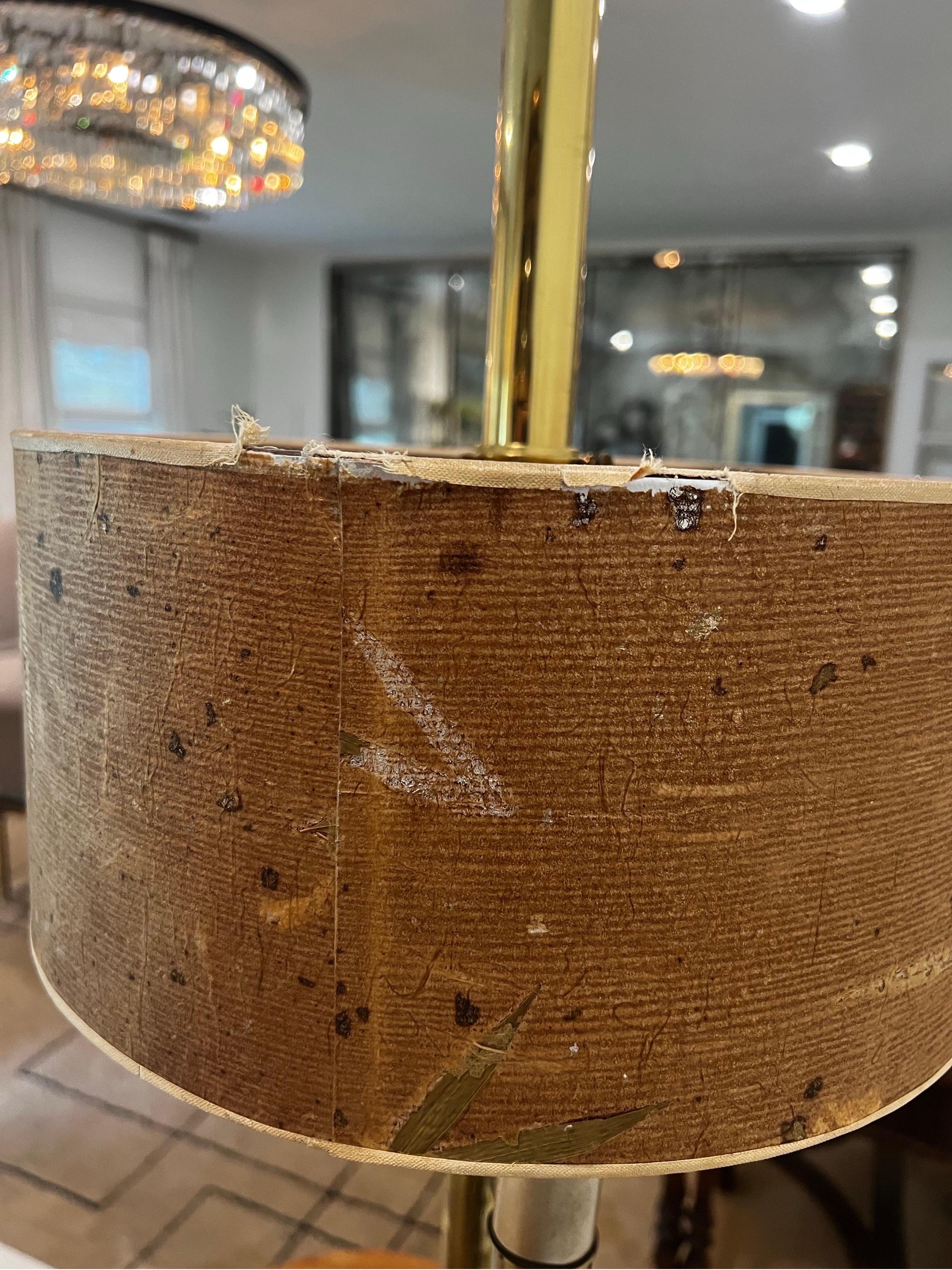 20ième siècle Rare lampadaire Stiffel moderne du milieu du siècle dernier  3-lumières avec abat-jour en vente