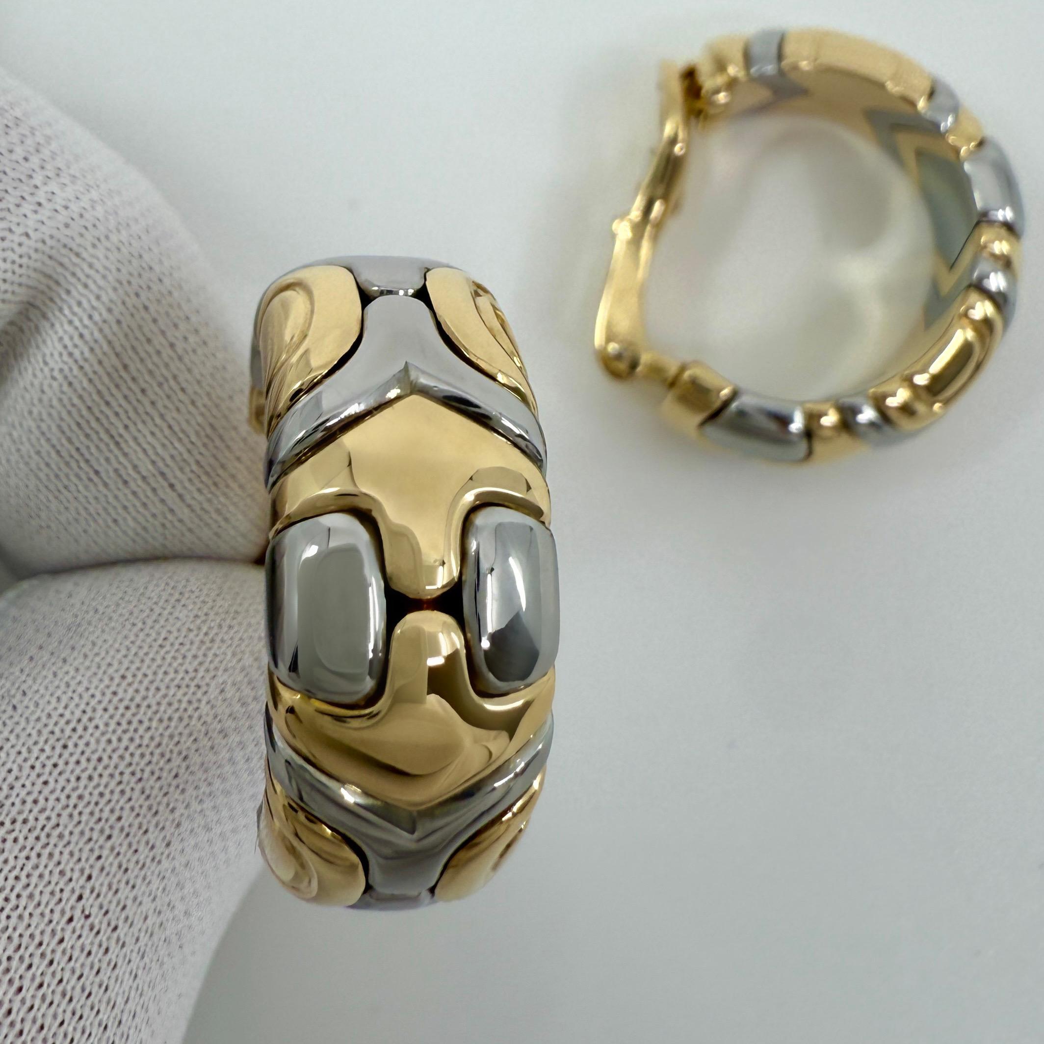Rare Vintage Bvlgari Alveare Parentesi 18k Yellow Gold Steel Clip Hoop Earrings In Excellent Condition For Sale In Birmingham, GB