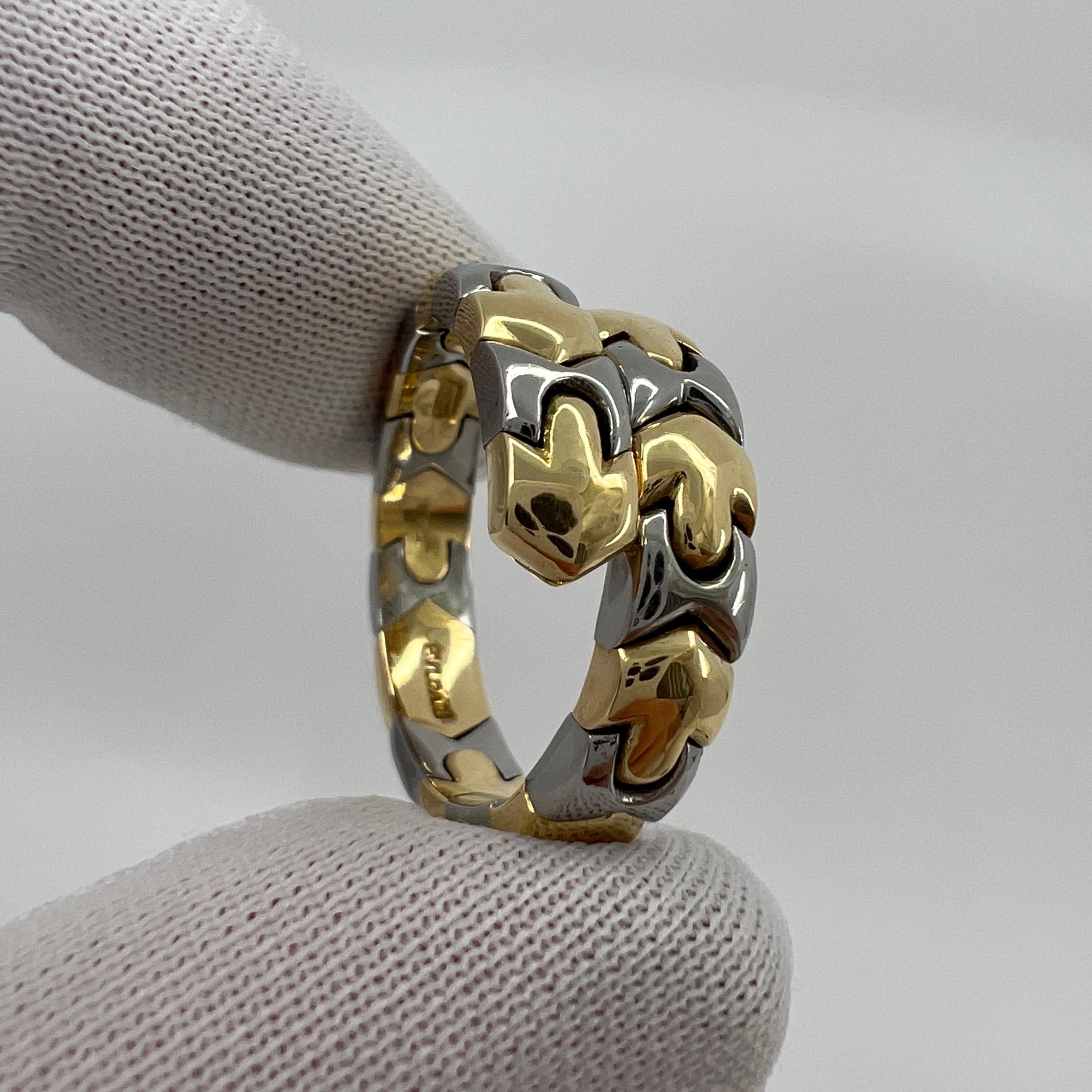 Bvlgari Bague vintage rare en forme de serpent en or jaune et blanc 18 carats Parentesi en vente 3