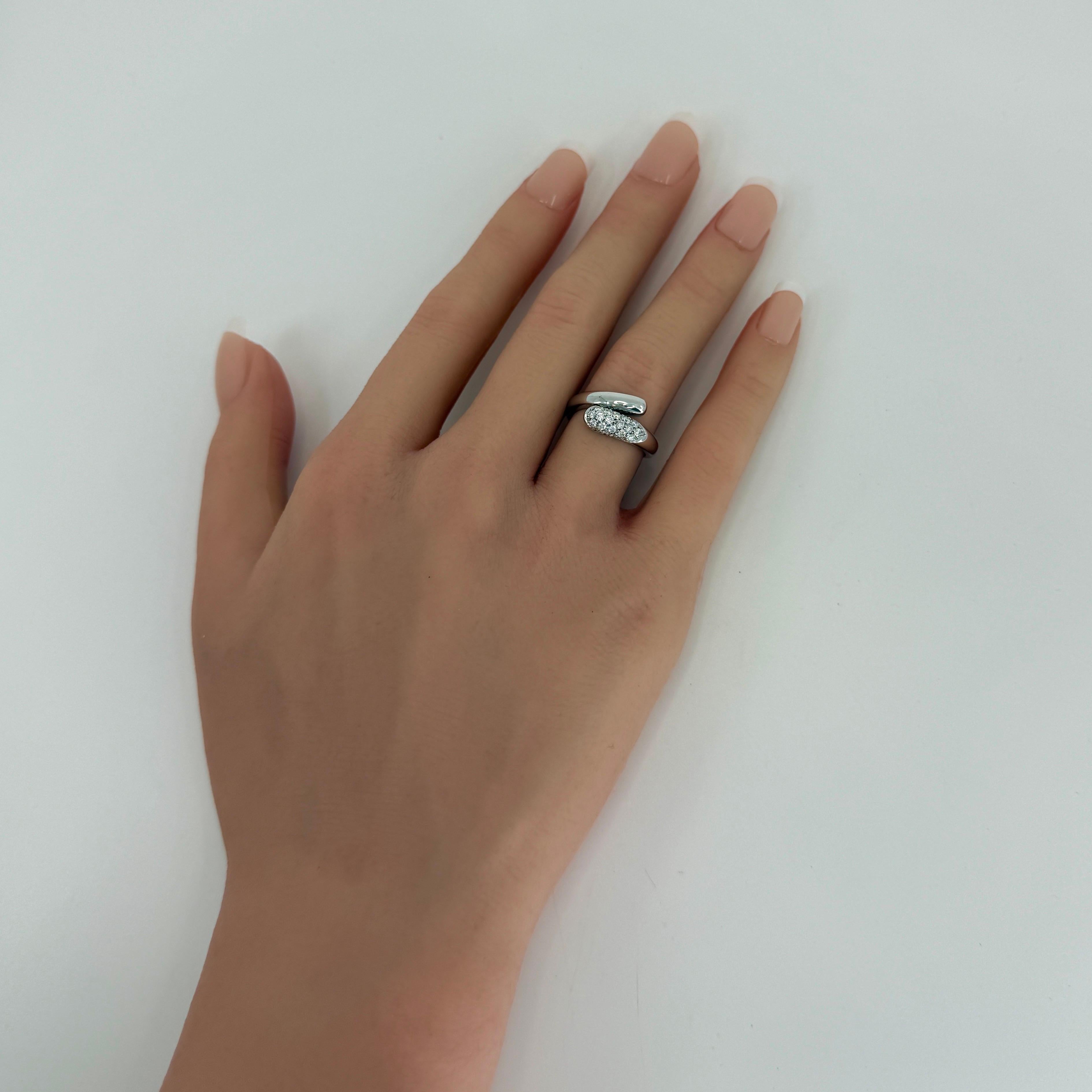 Rare Vintage Bvlgari Astrea Pavé Diamond 18k White Gold Bypass Ring For Sale 3