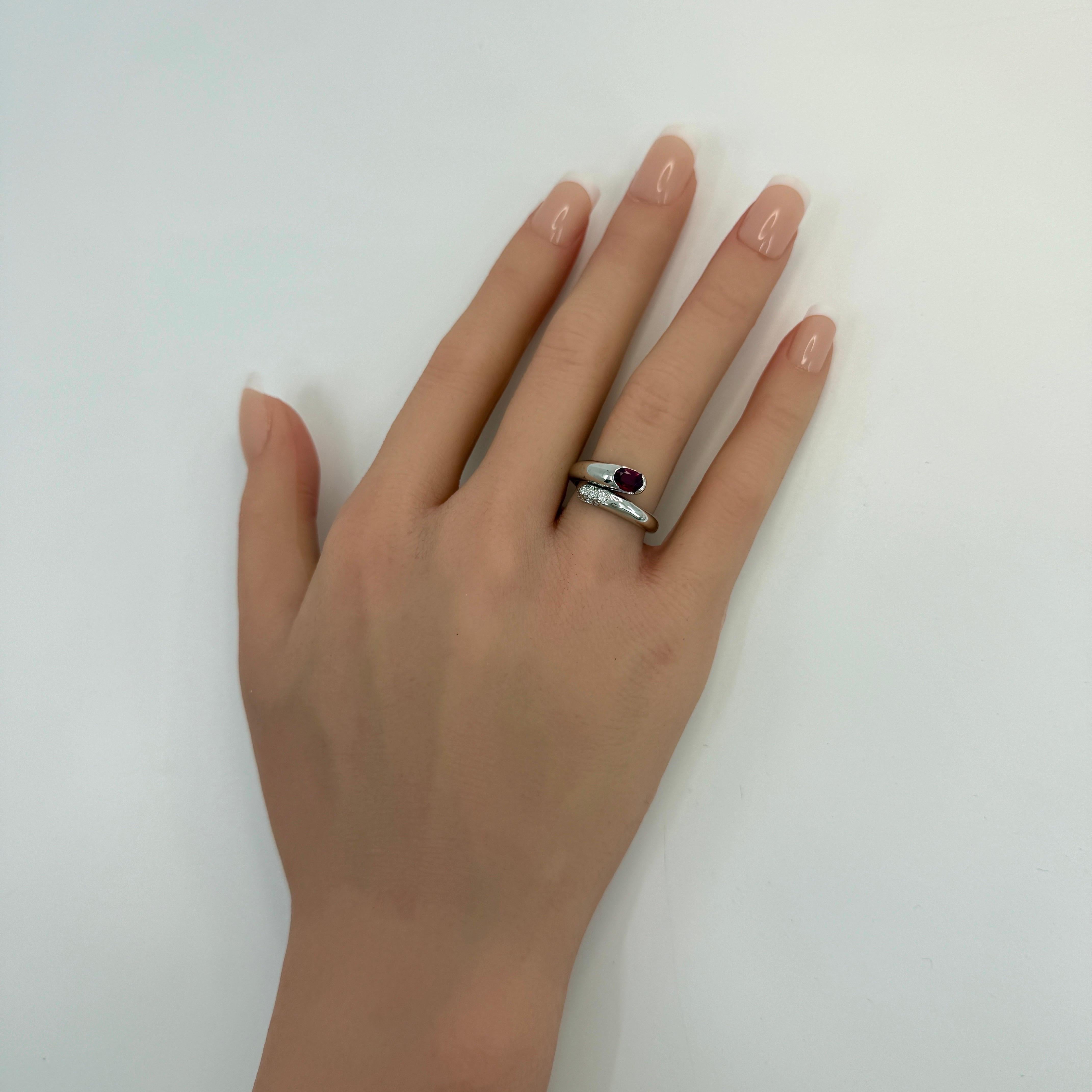 RARE Vintage Bvlgari Astrea Vivid Red Ruby & Diamond 18k White Gold Bypass Ring For Sale 2