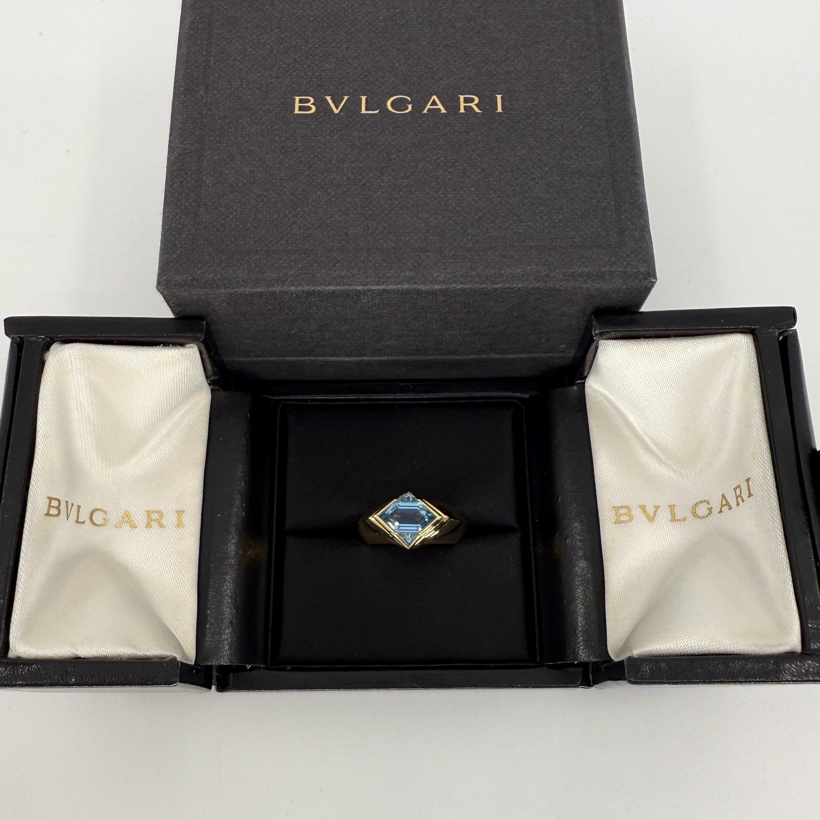 Rare Vintage Bvlgari Fancy Blue Topaz 18k Yellow Gold Signet Bezel Rubover Ring 2