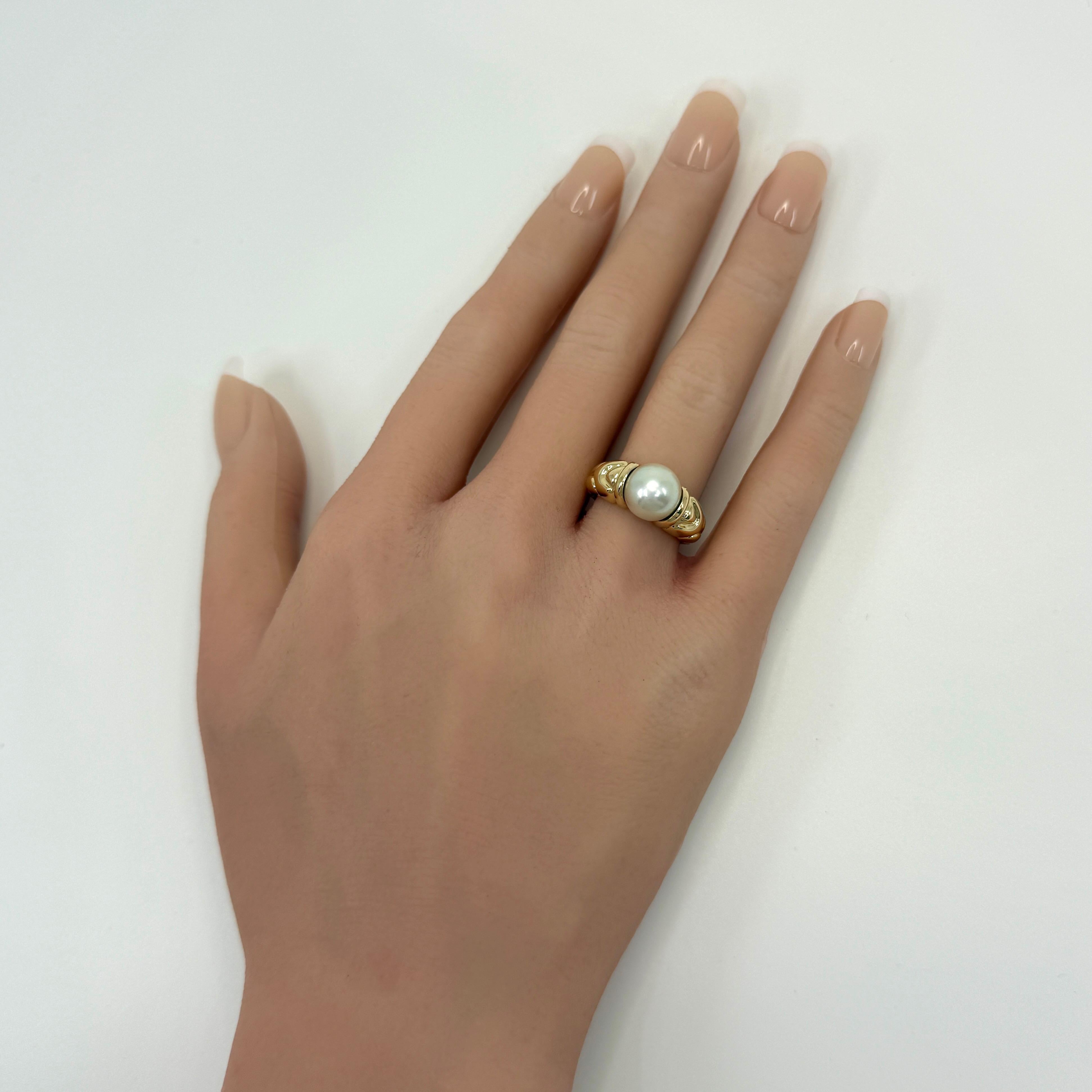 da uomo o donna Raro anello vintage Bvlgari Passo Doppio 9,1 mm con perla bianca e oro giallo 18k EU51 in vendita