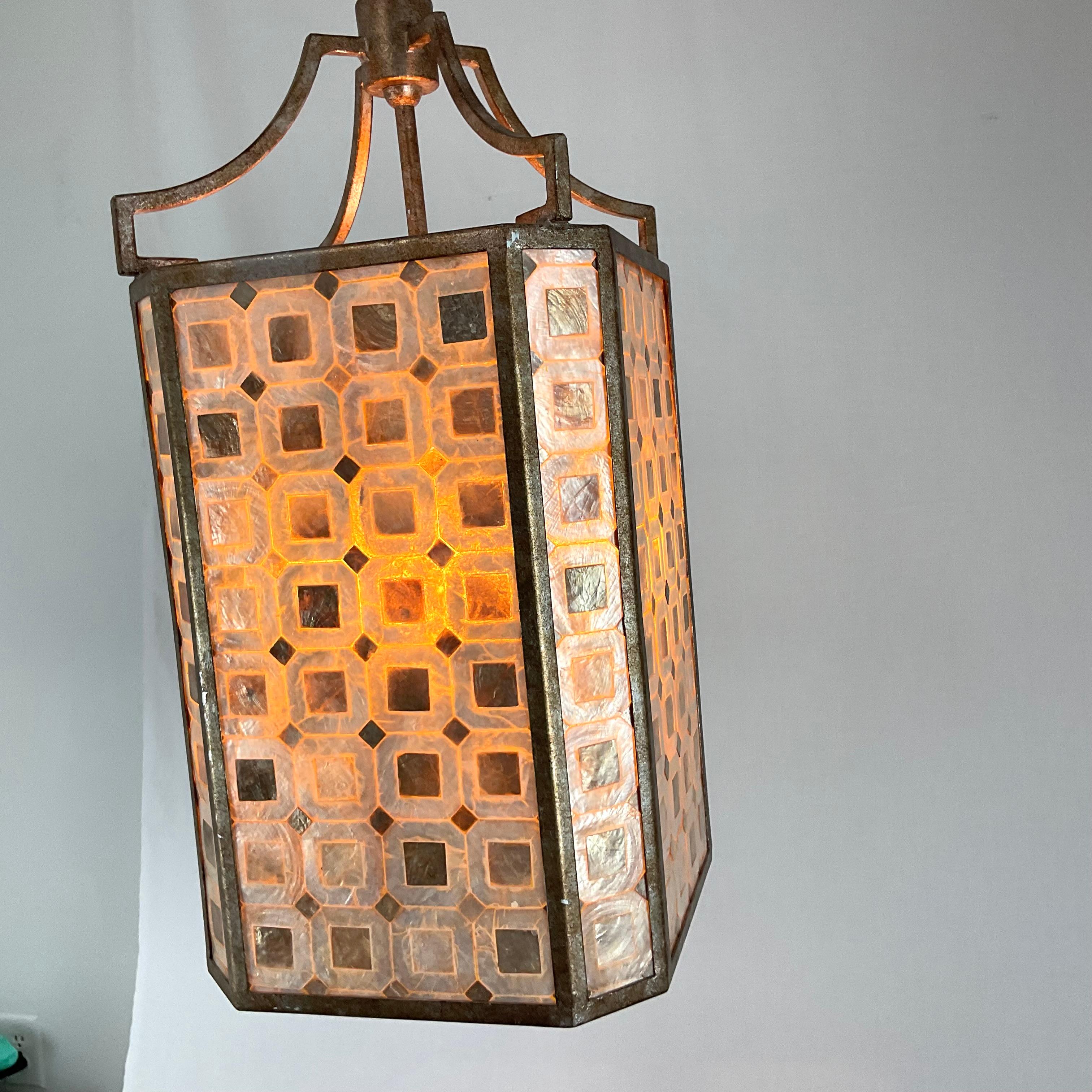 Very Rare Vintage Curry & Company Mosaic Natural Capiz Seashell and Metal Lantern with a Antique Silvery Gold Leaf finish. All original with no damage to shells or frame. Original matching canopy with 6
