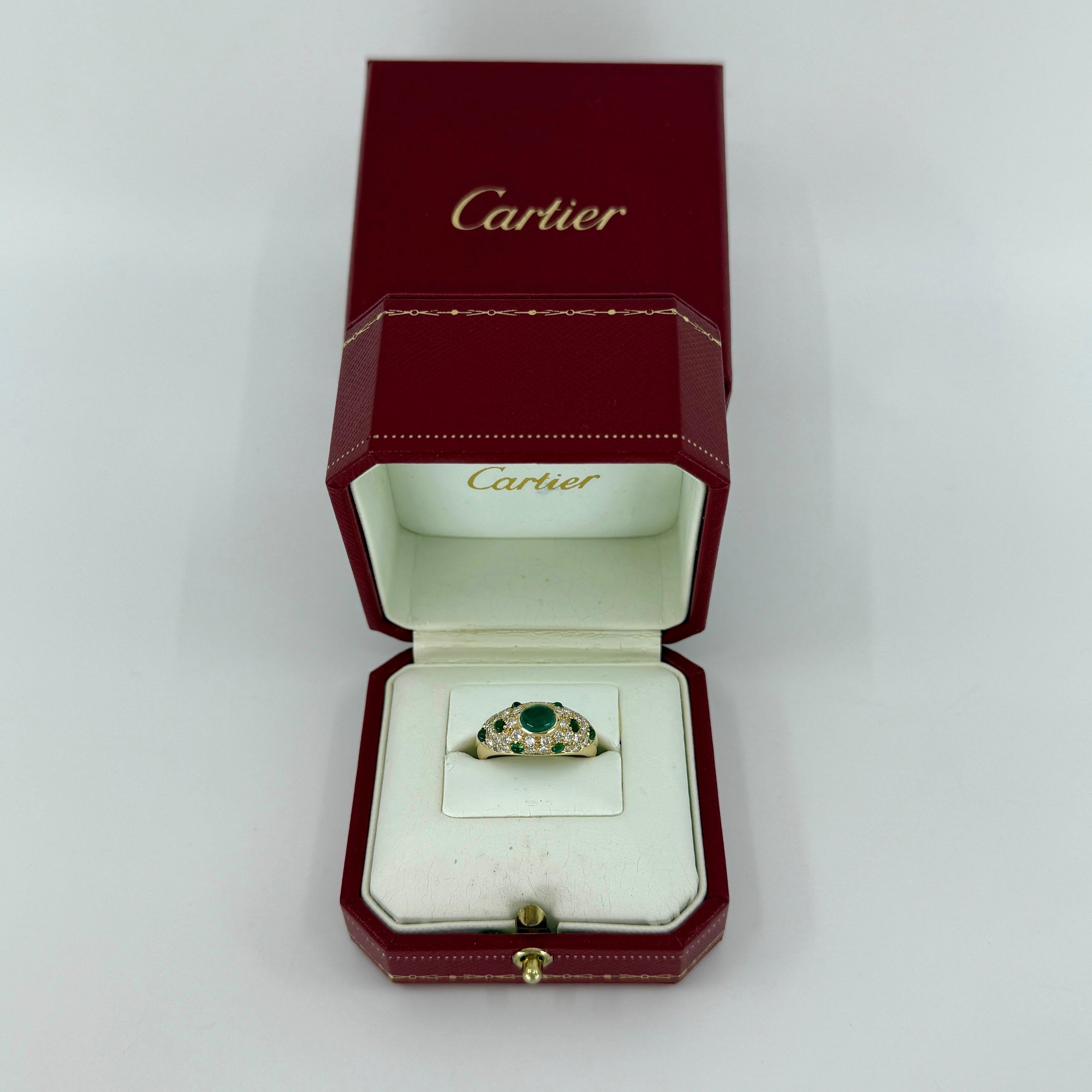 Raro Anillo Vintage Cartier Esmeralda y Diamante Mimi Cabujón Ovalado de Oro Amarillo de 18k en venta 7