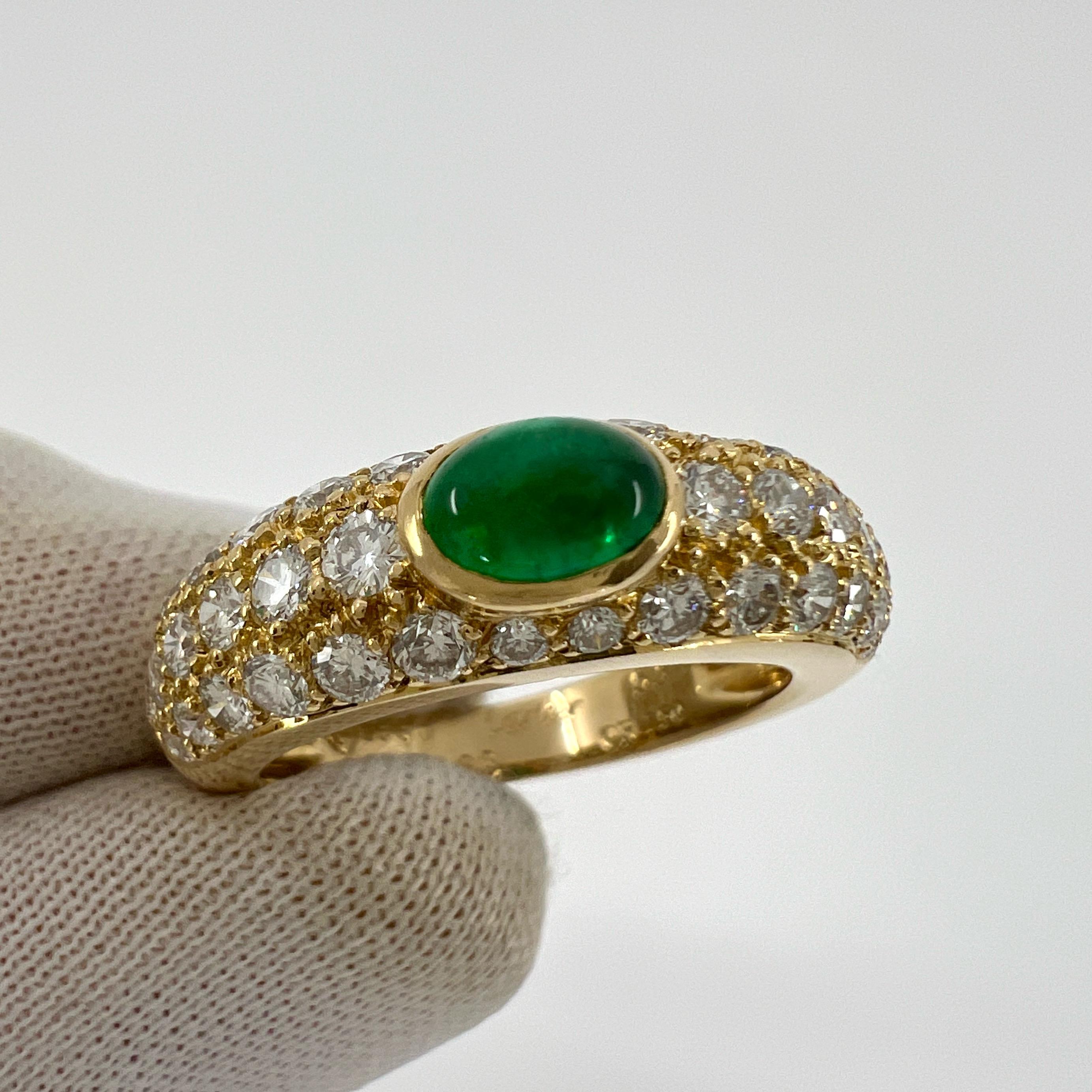 Cartier Mimi, bague vintage rare cabochon ovale en or jaune 18 carats, émeraude et diamants Unisexe en vente