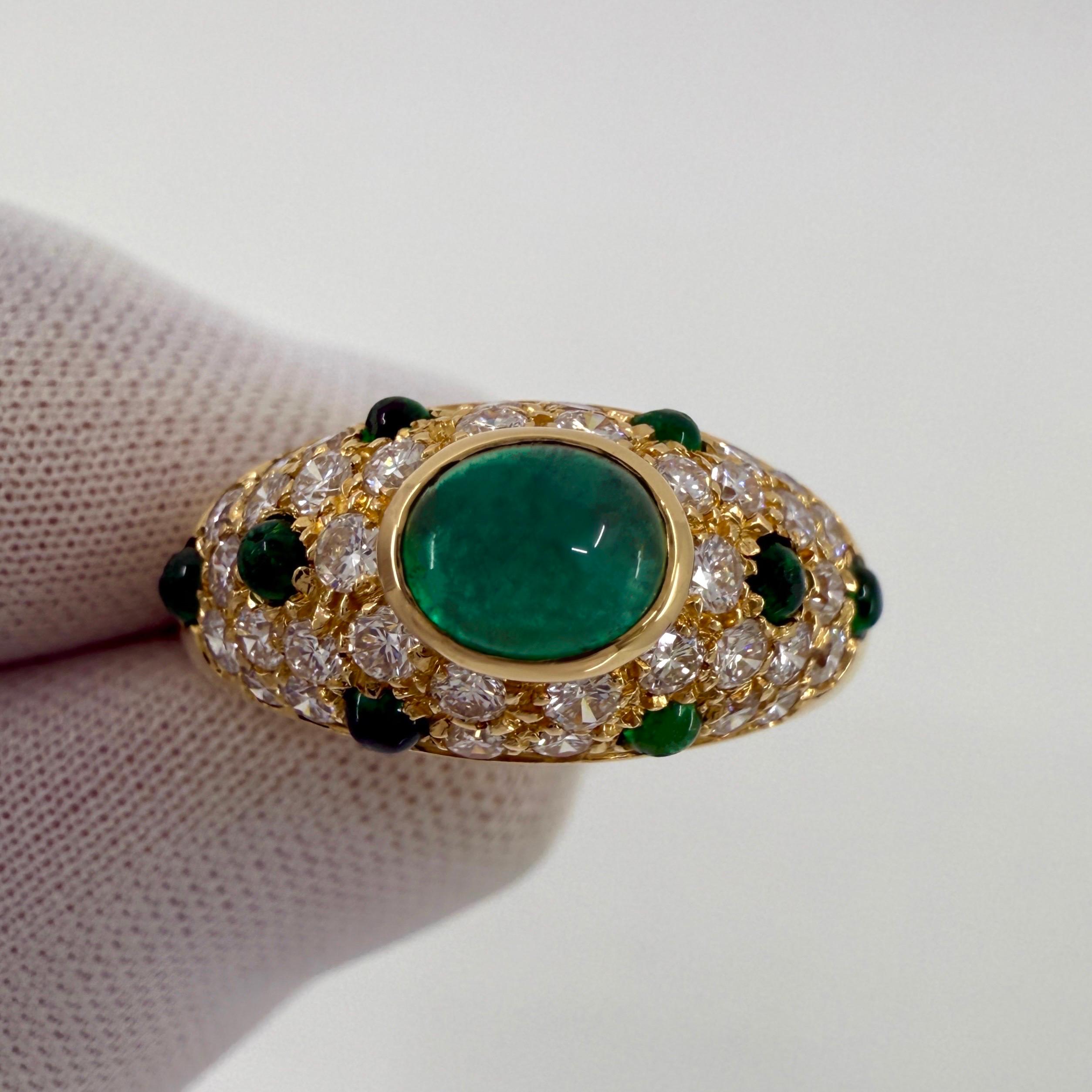 Raro Anillo Vintage Cartier Esmeralda y Diamante Mimi Cabujón Ovalado de Oro Amarillo de 18k en venta 1