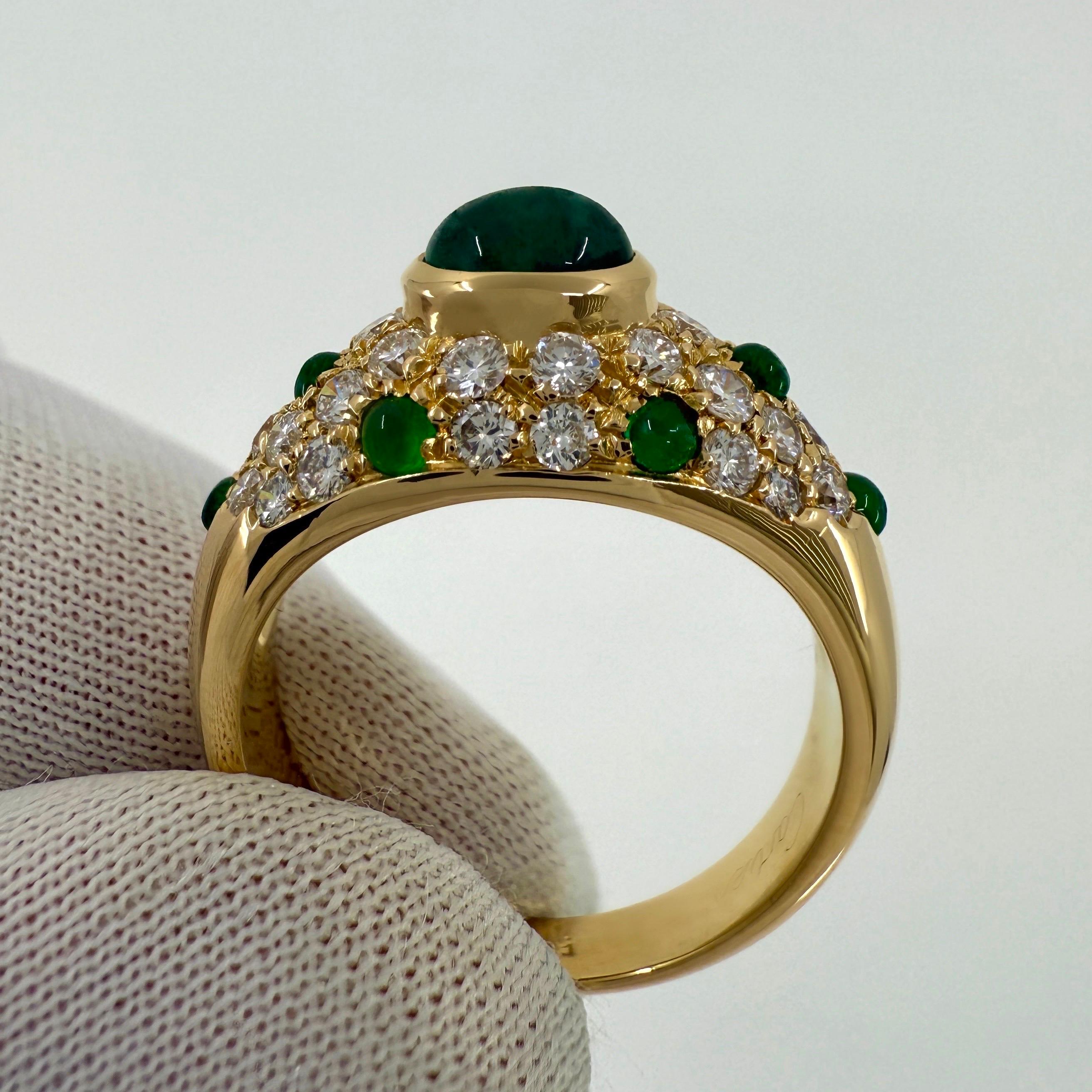 Raro Anillo Vintage Cartier Esmeralda y Diamante Mimi Cabujón Ovalado de Oro Amarillo de 18k en venta 2