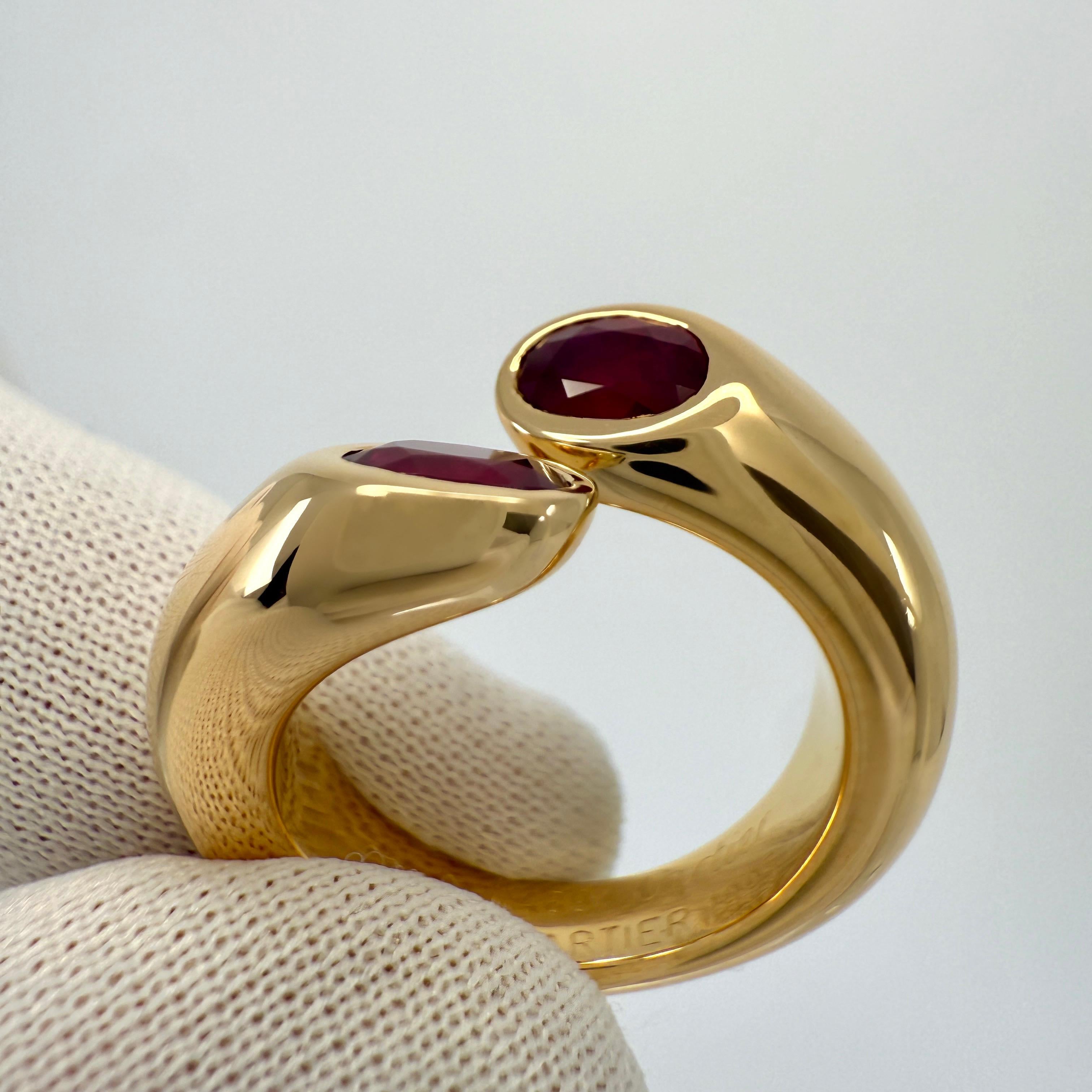 Rare Vintage Cartier Large Red Ruby Ellipse Oval Cut 18k Gold Bypass Split Ring For Sale 4