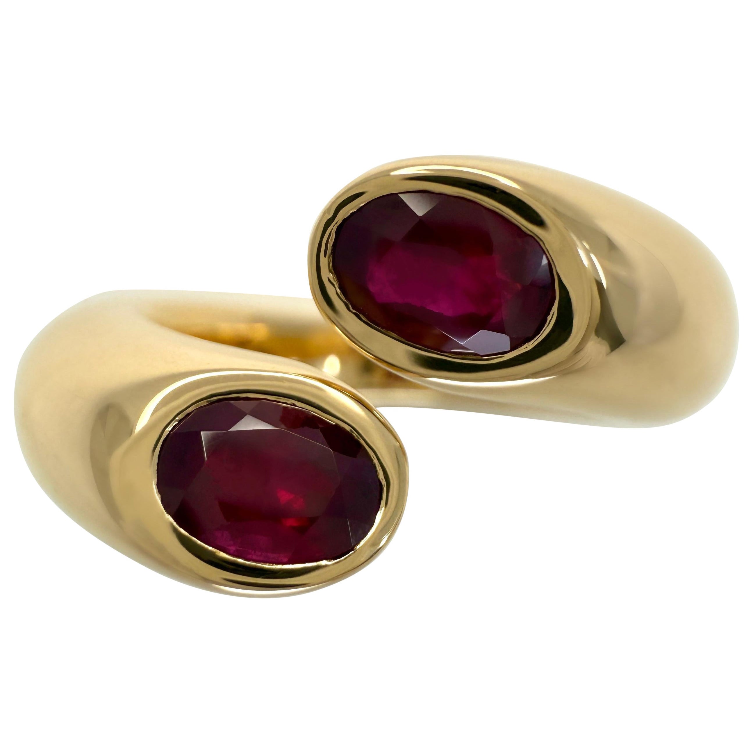 Rare Vintage Cartier Large Red Ruby Ellipse Oval Cut 18k Gold Bypass Split Ring For Sale