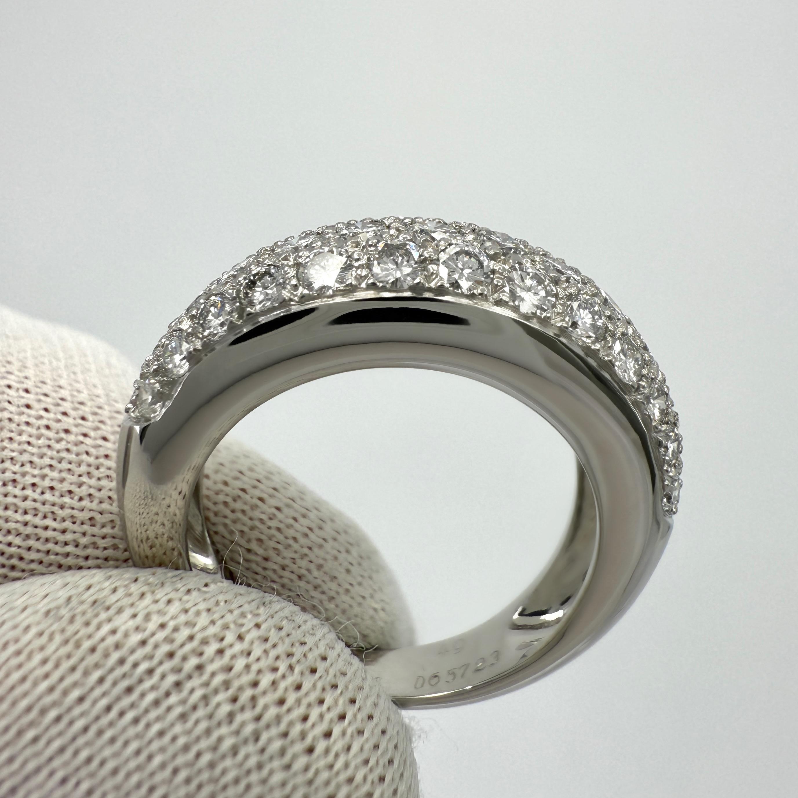 Raro Anillo Vintage Cartier Pavé Diamond Mimi 950 Platinum Band Dome 49 en venta 4