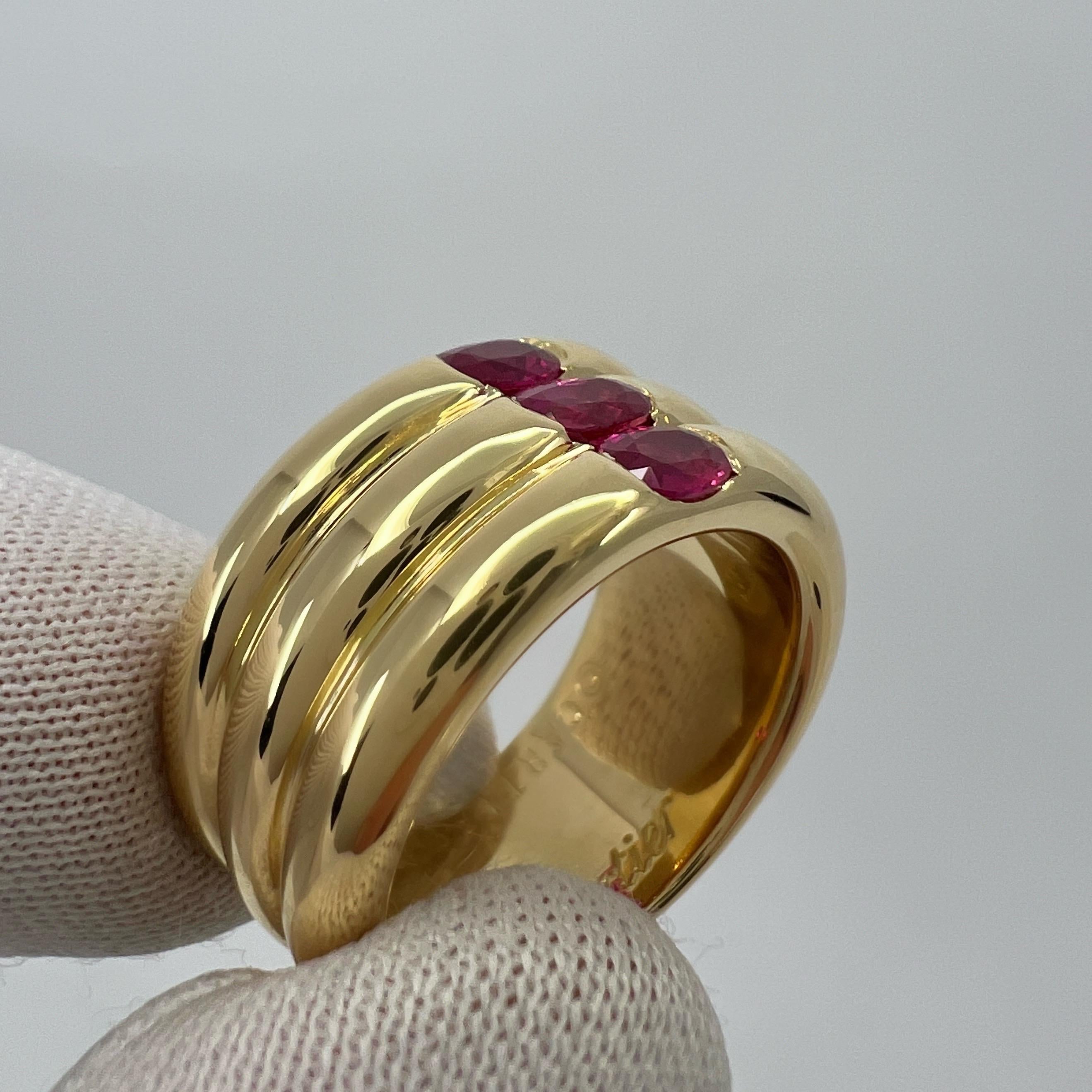 Rare Vintage Cartier Red Ruby Ellipse 18k Yellow Gold Three Stone Band Ring 53 For Sale 1