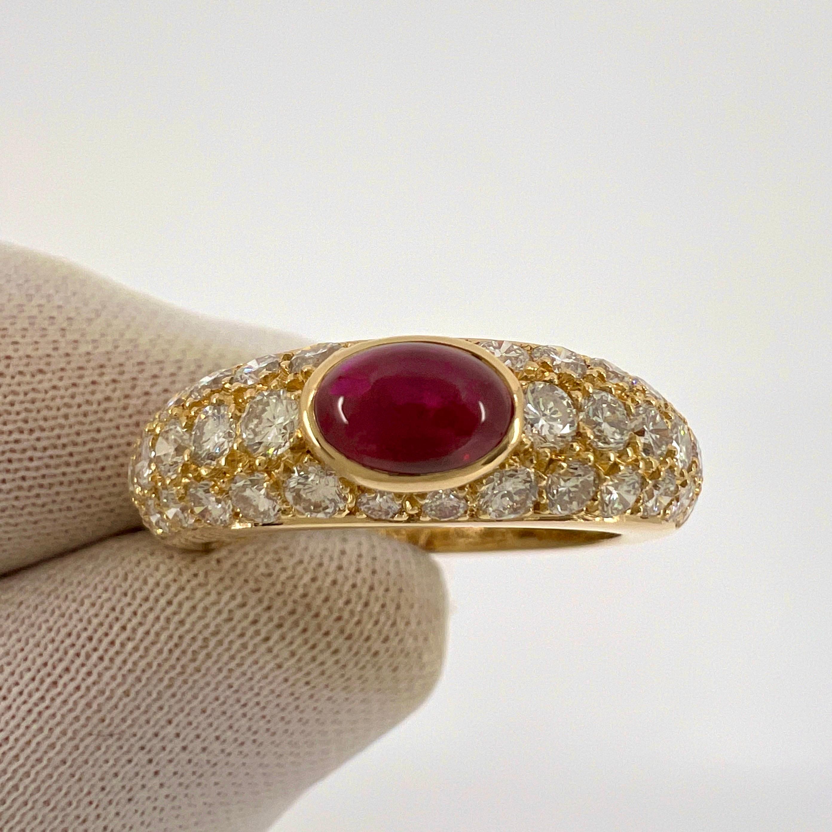 Cartier Mimi, bague vintage rare cabochon ovale en or jaune 18 carats, rubis et diamants en vente 3