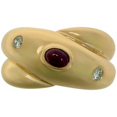 Rare Vintage Cartier Ruby Diamond Colise Oval Cabochon 18k Yellow Gold Dome Ring