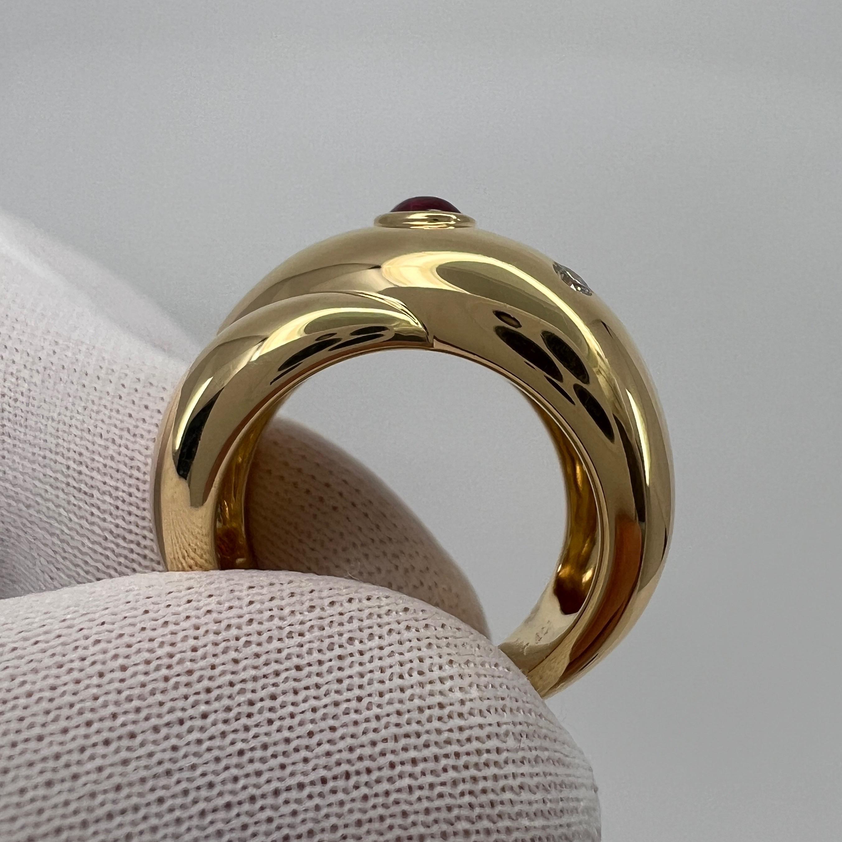 Women's or Men's Rare Vintage Cartier Ruby Diamond Corize Oval Cabochon 18k Yellow Gold Dome Ring For Sale
