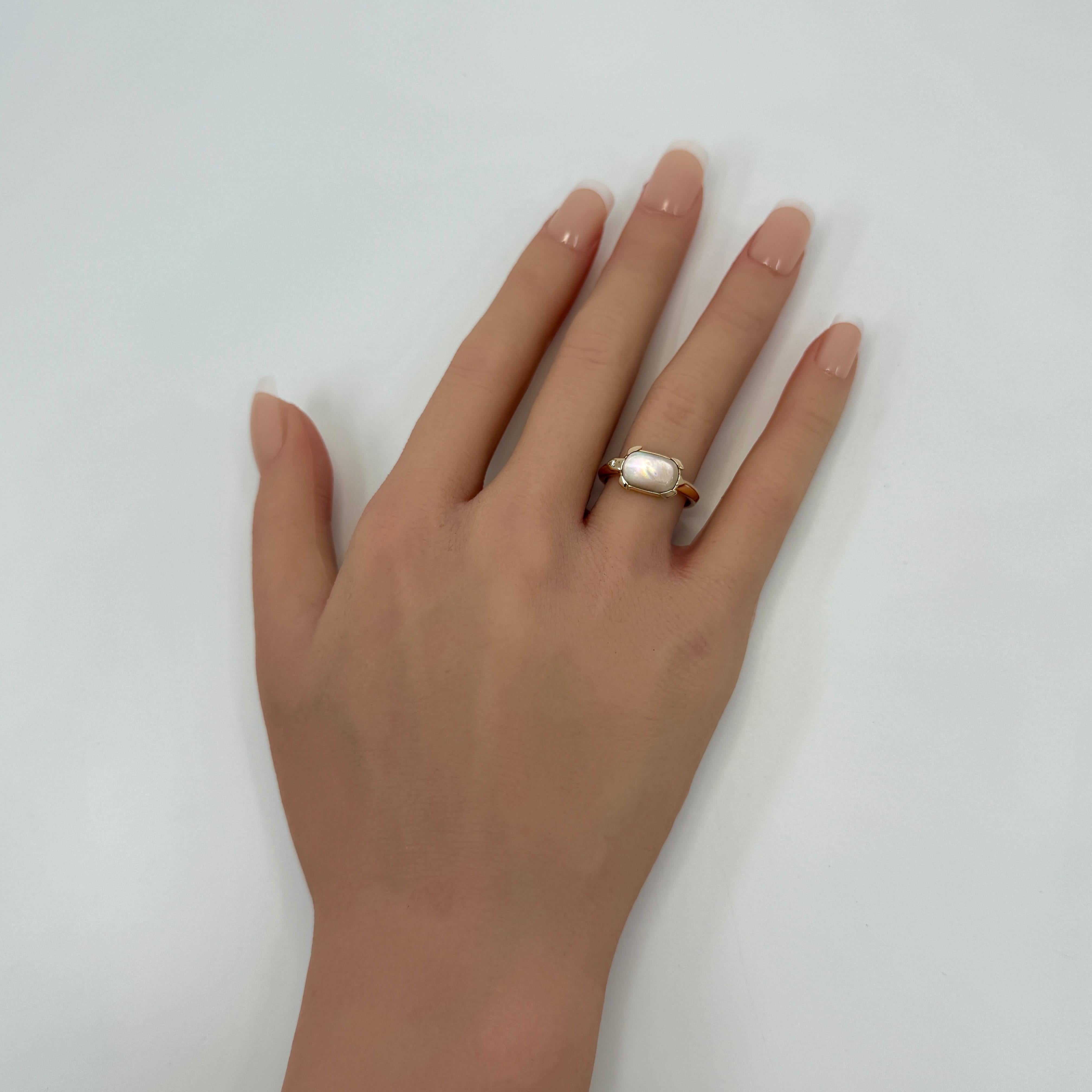 Rare Vintage Cartier Tortue Mother of Pearl & Diamond 18k Rose Gold Ring 54 N1/2 For Sale 4