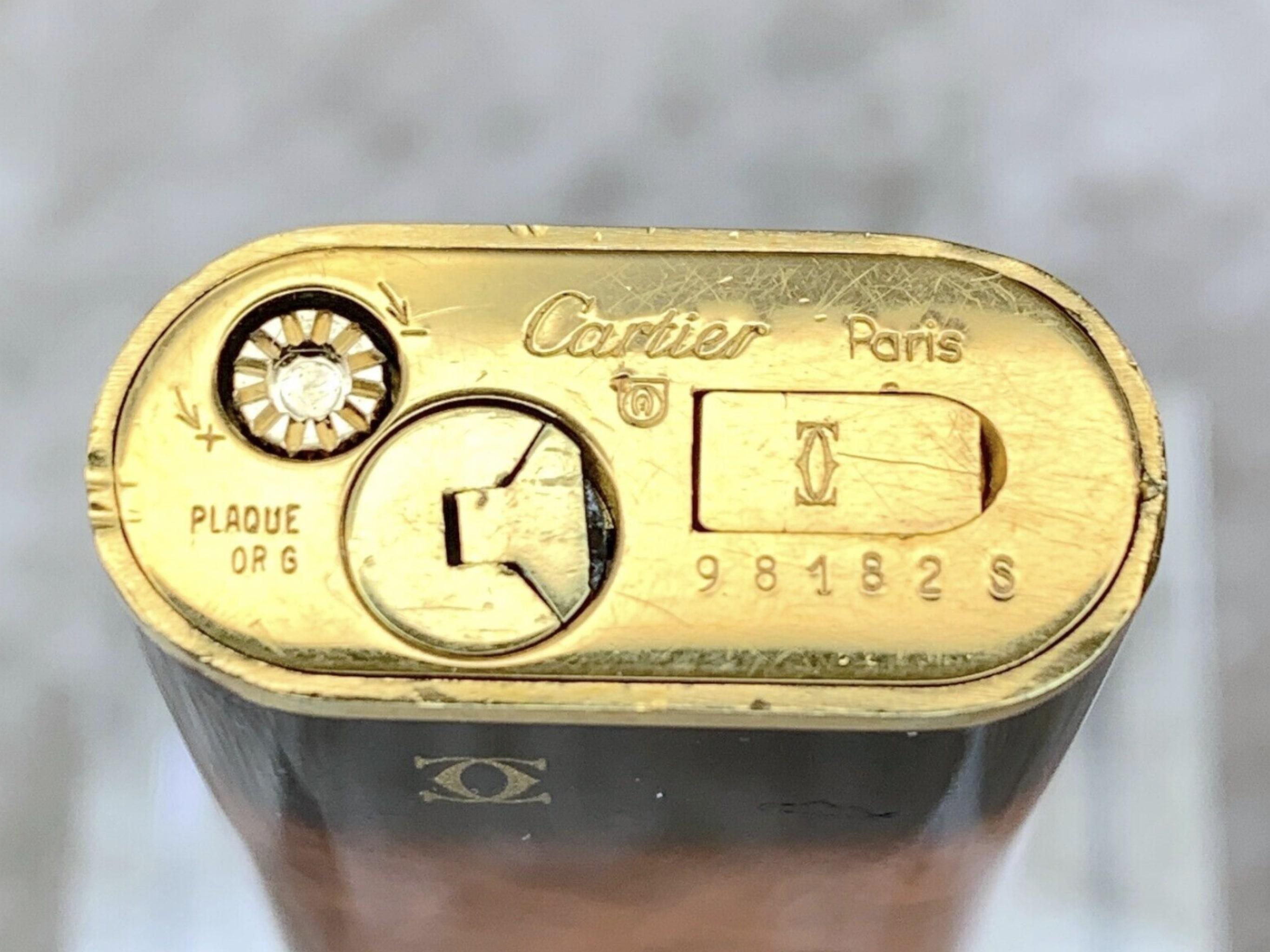 Cartier Circa 80s Vintage “Trinity” Brown Flame Lacquer 18k Gold Plated Lighter For Sale 3