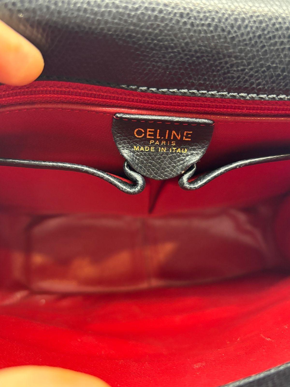 Rare Vintage Celine Black Grain Leather Triomphe  2-Way Bag In Good Condition In Jakarta, Daerah Khusus Ibukota Jakarta