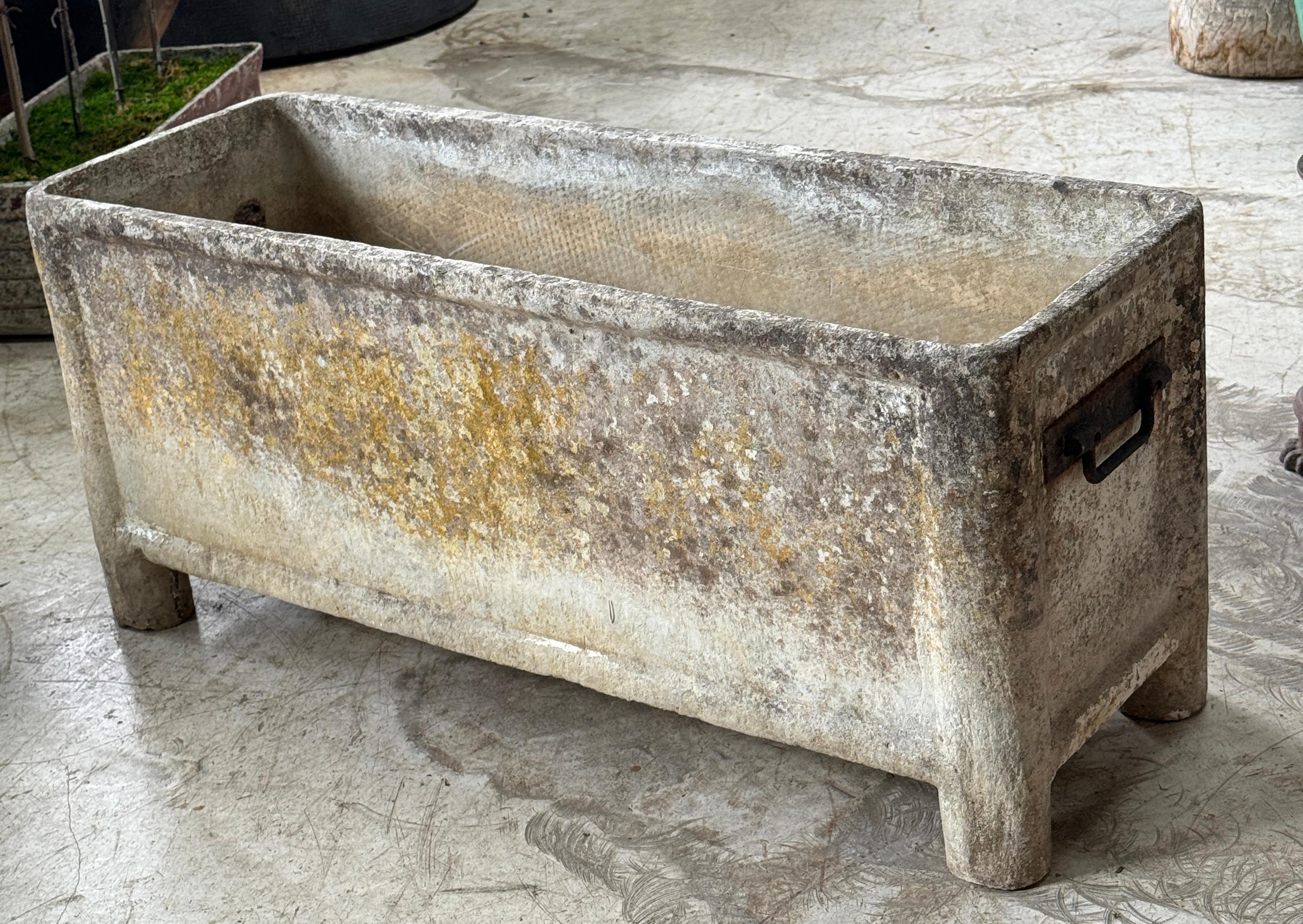 Rare Vintage Chanal Paris French Fibre Cement Eternit Trough with Side Handles In Good Condition In West Hollywood, CA