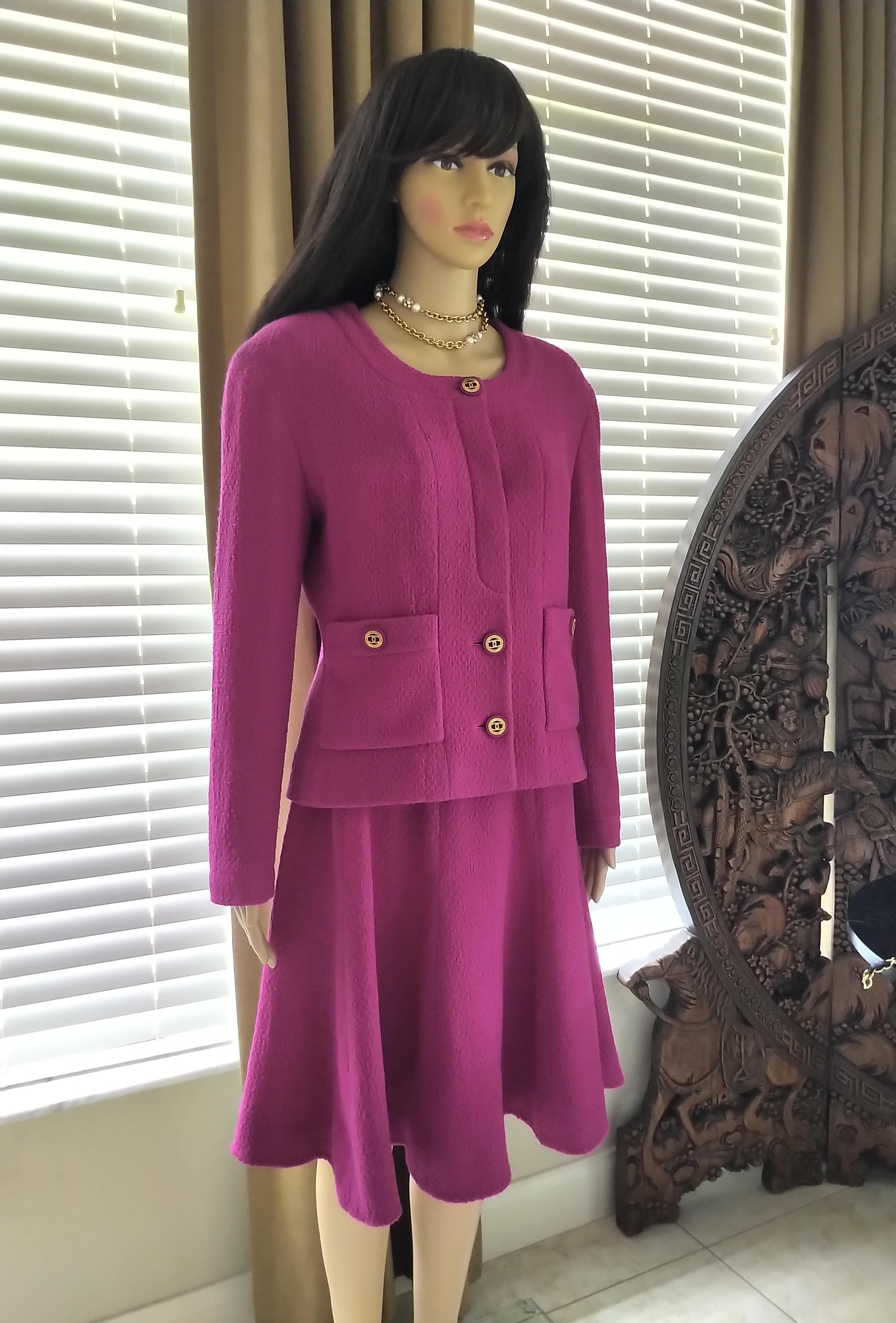 Purple Rare Vintage Chanel 1980's CC Pink Violet Tweed Jacket Skirt Suit FR 40/ US 6 8 For Sale