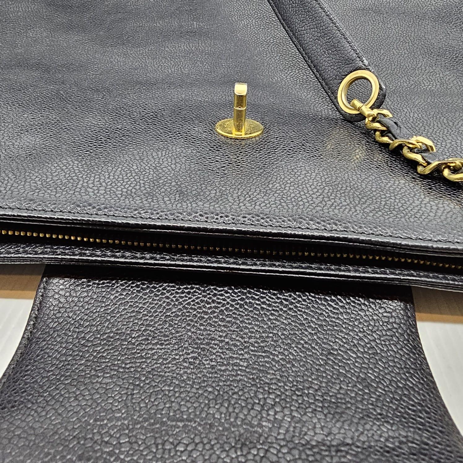 Rare Vintage Chanel Black Caviar XL Supermodel Tote 8