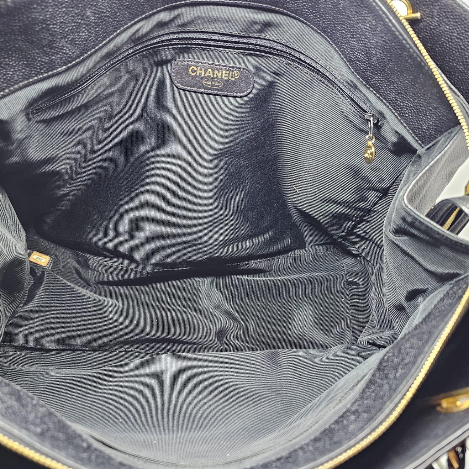 Rare Vintage Chanel Black Caviar XL Supermodel Tote 4