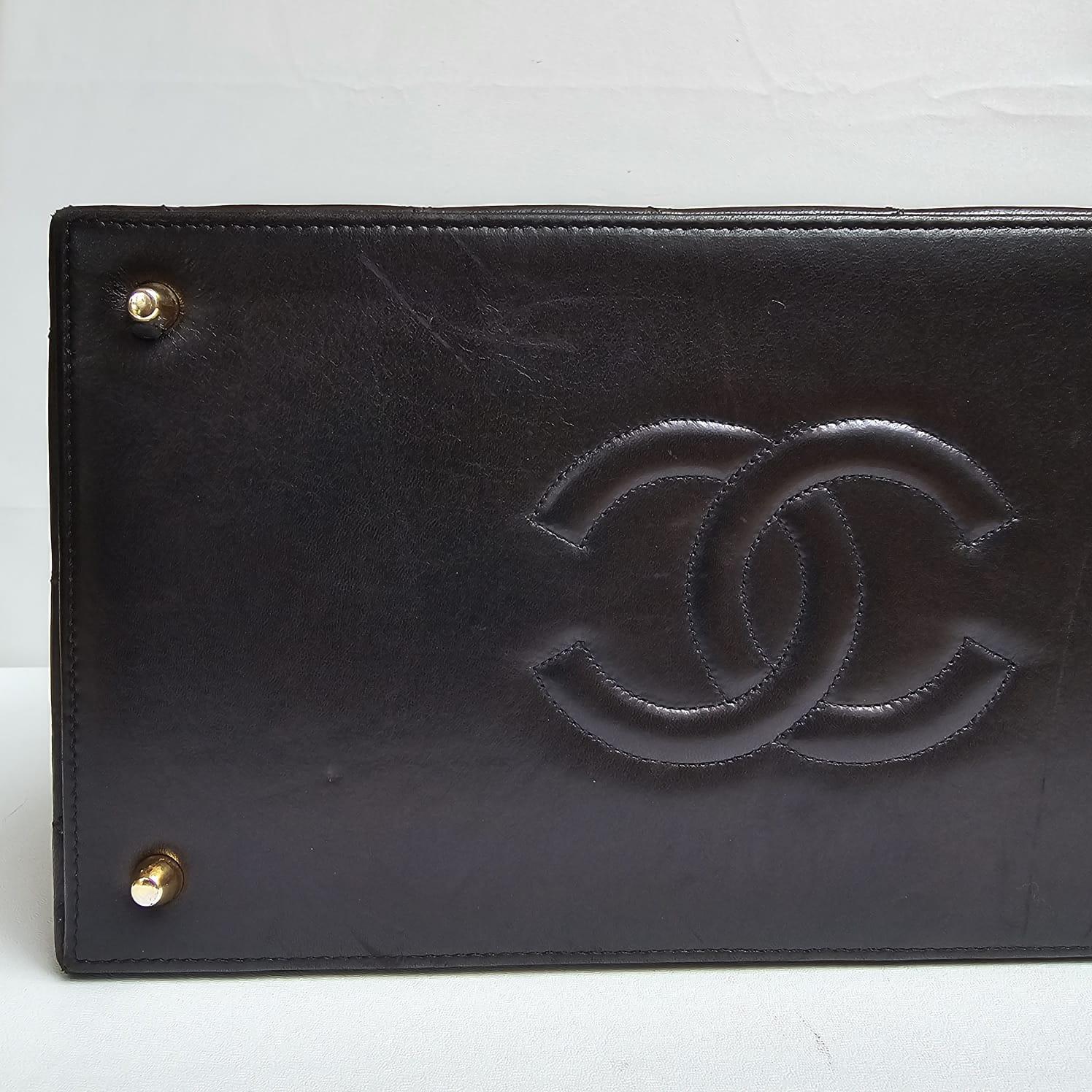 Rare Vintage Chanel Dark Brown Lambskin Quilted Large Vanity Box For Sale 9